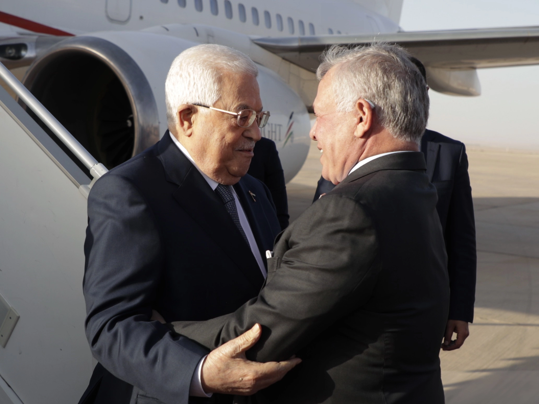 King receives Palestinian president upon arrival in Aqaba