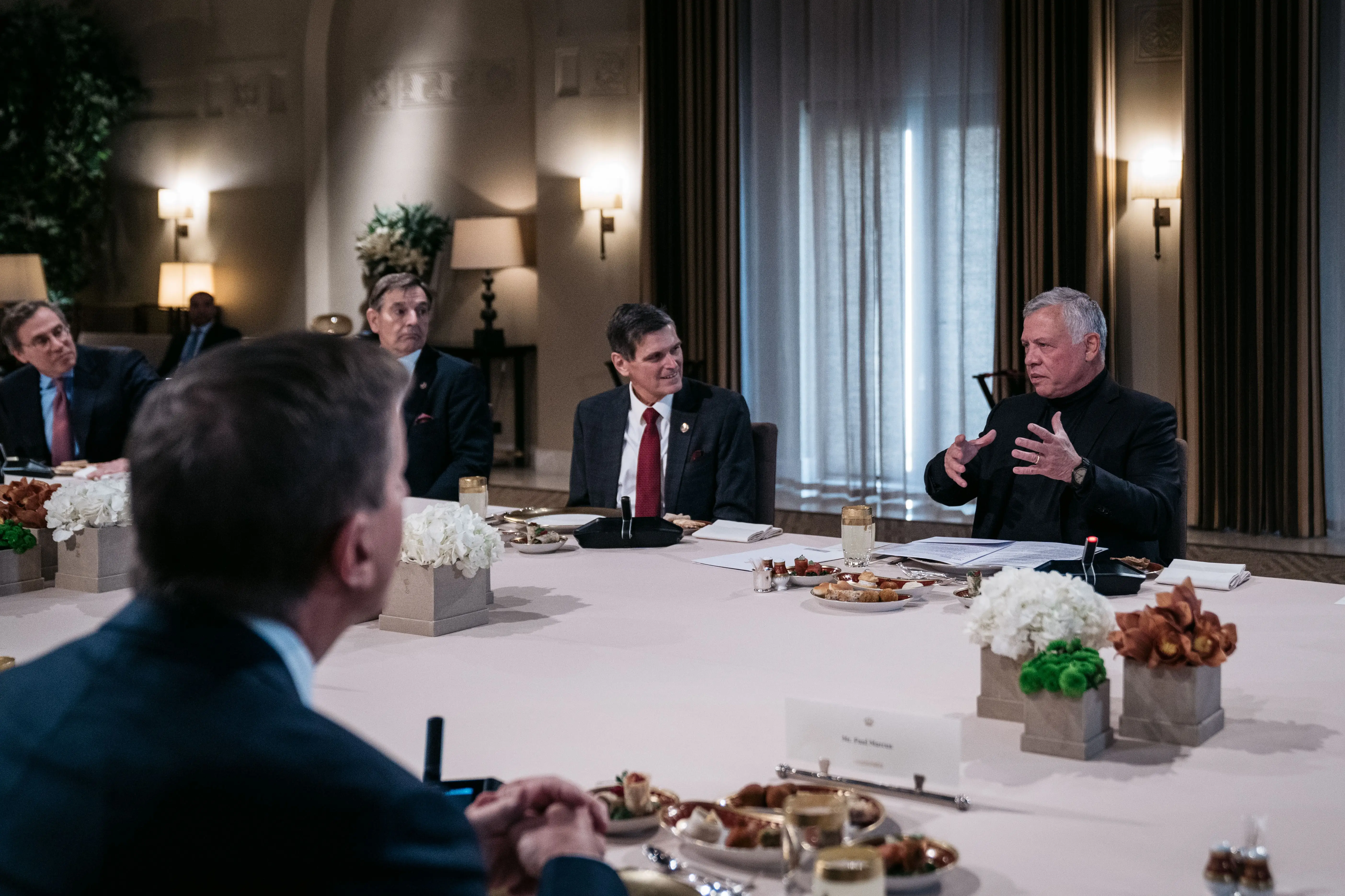 King receives delegation from Business Executives for American National Security Group