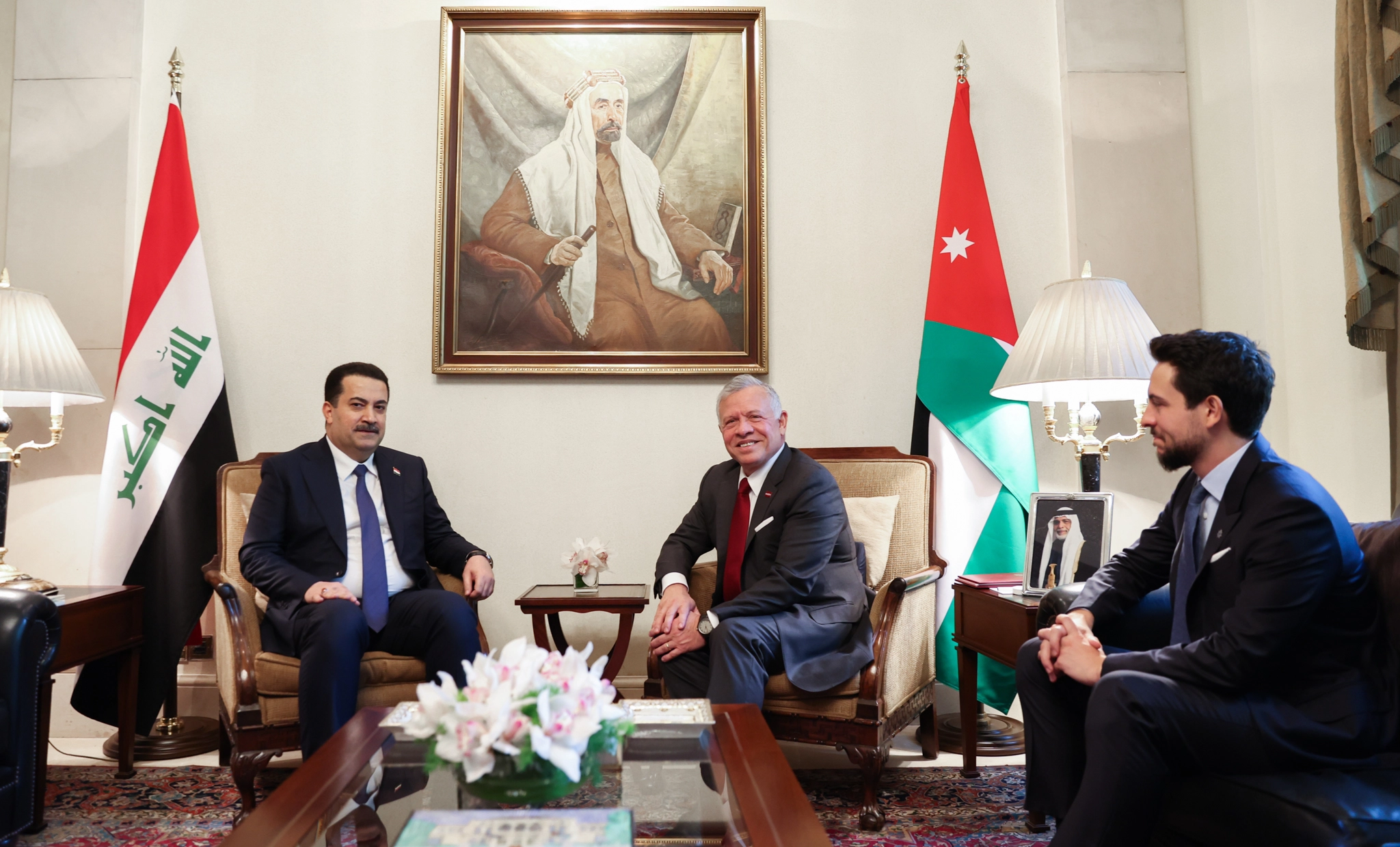 King holds talks with Iraq PM in Amman