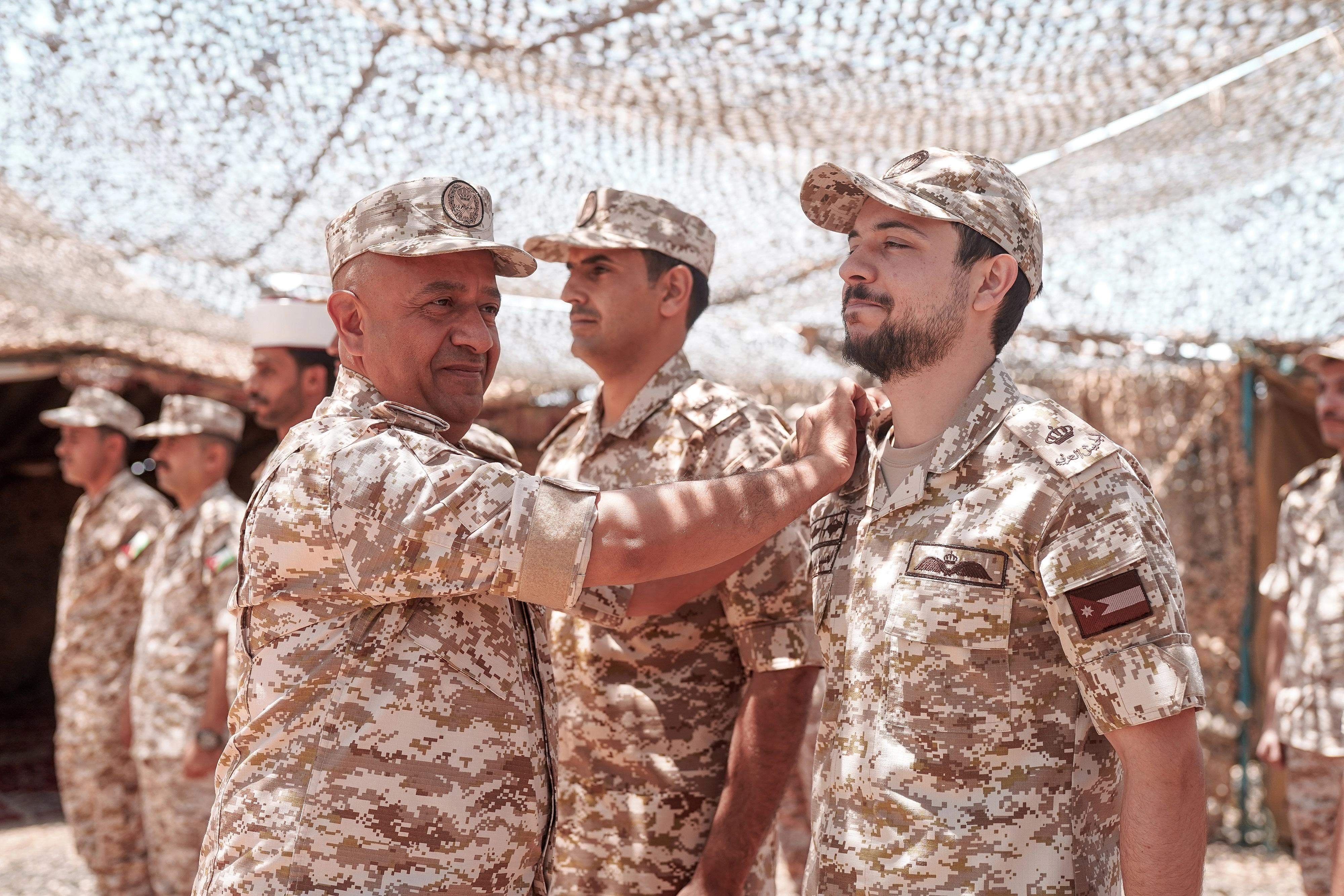 King, Crown Prince perform Eid prayer with families of Fuheis, Salt martyrs