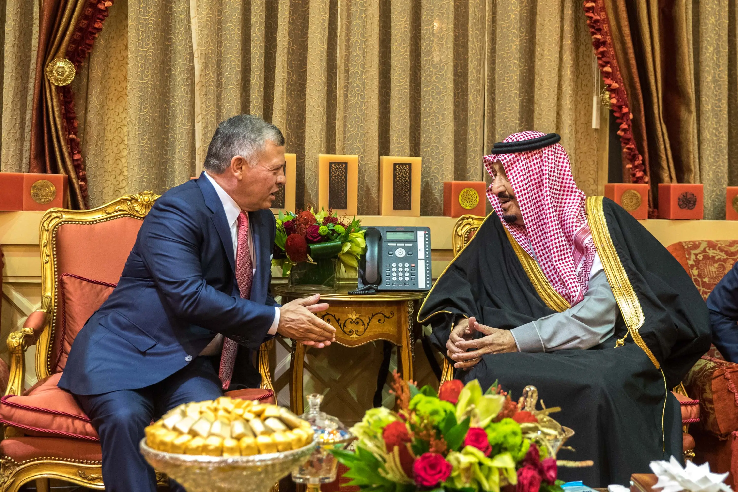 King holds talks with Custodian of Two Holy Mosques, meets Saudi crown prince in Riyadh