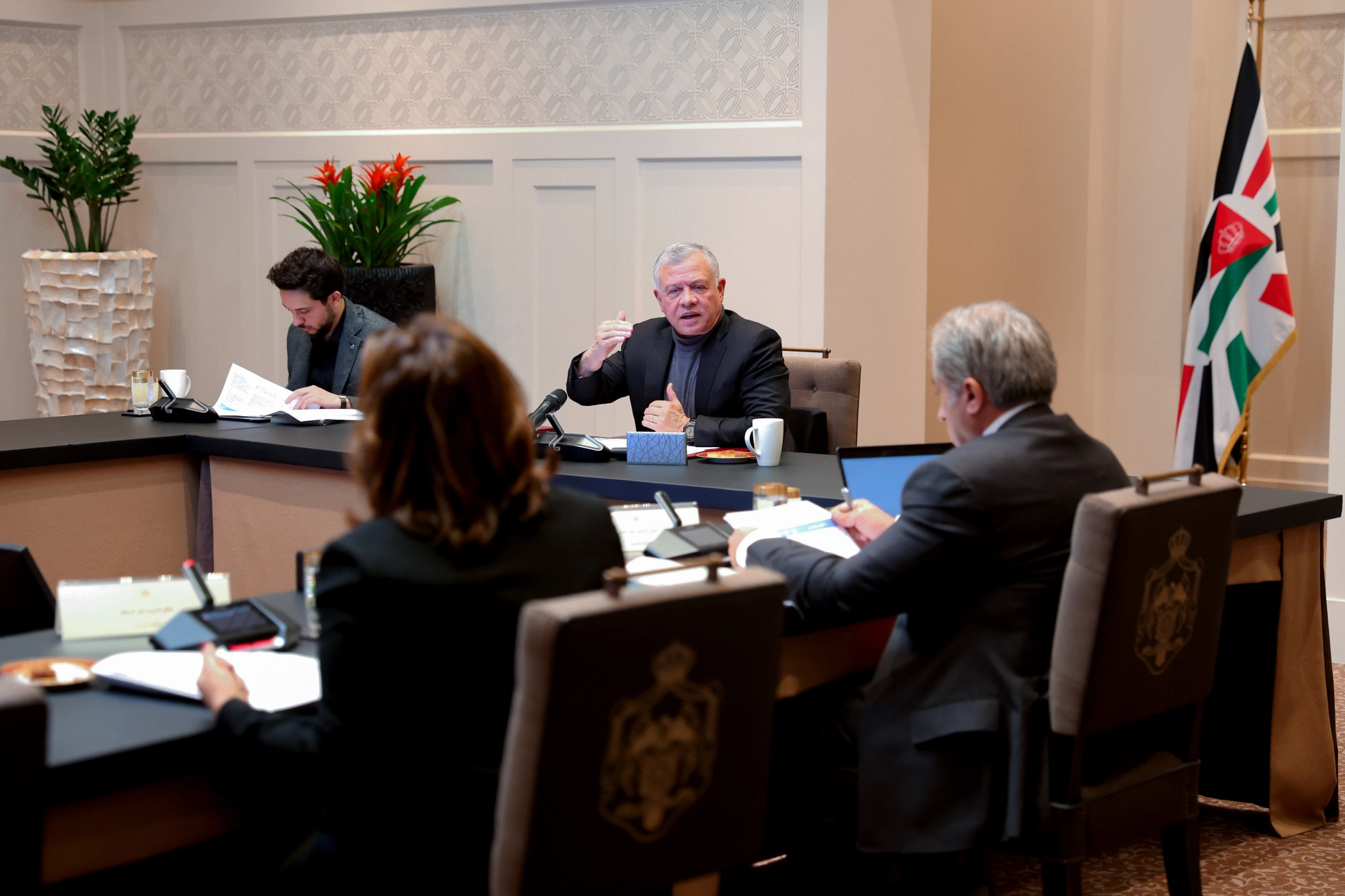 King urges prioritising investment opportunities based on Economic Modernisation Vision