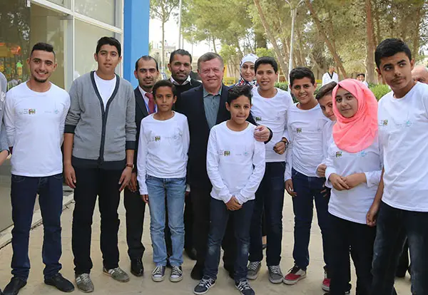 King visits Madaba