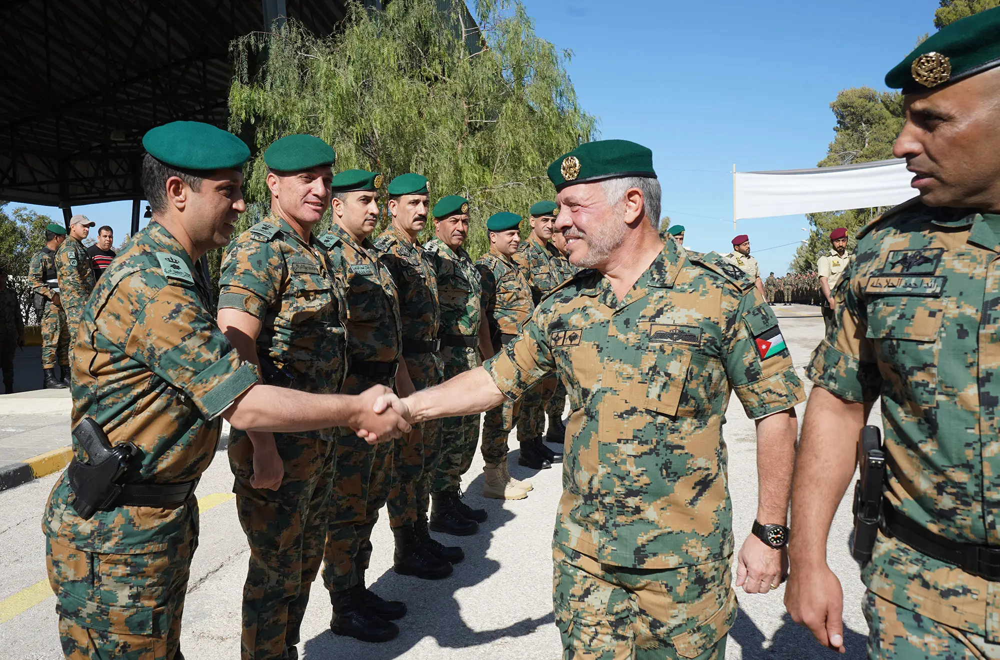 King attends military exercise conducted by Royal Guard Command personnel