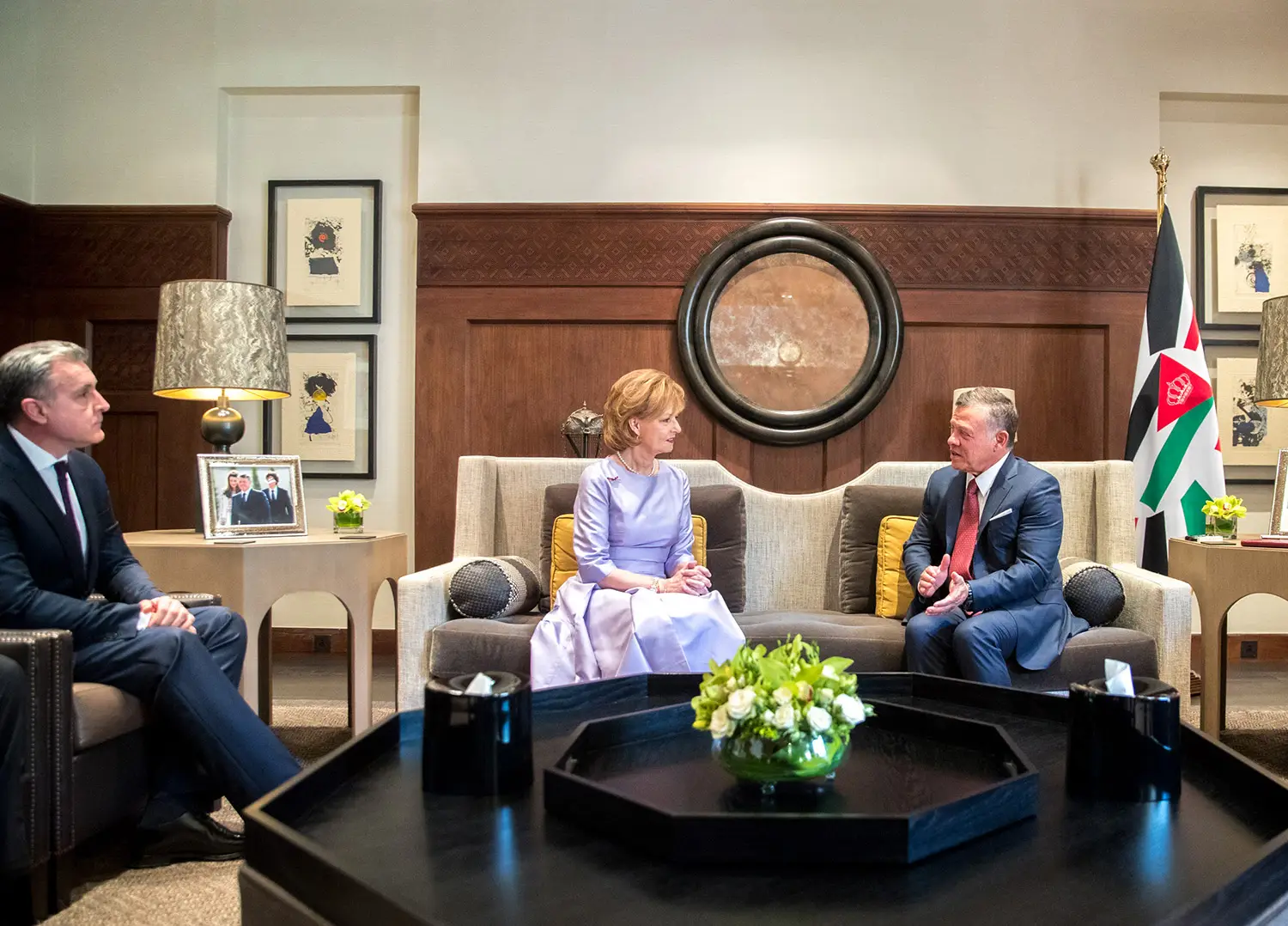 King receives Princess Margareta, Custodian of the Crown of Romania, and Prince Radu