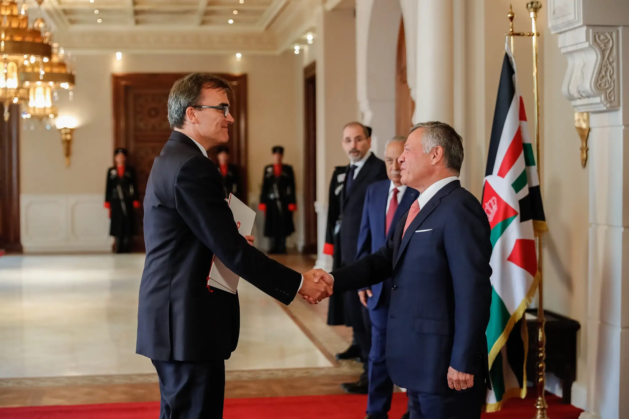King accepts credentials of new ambassadors