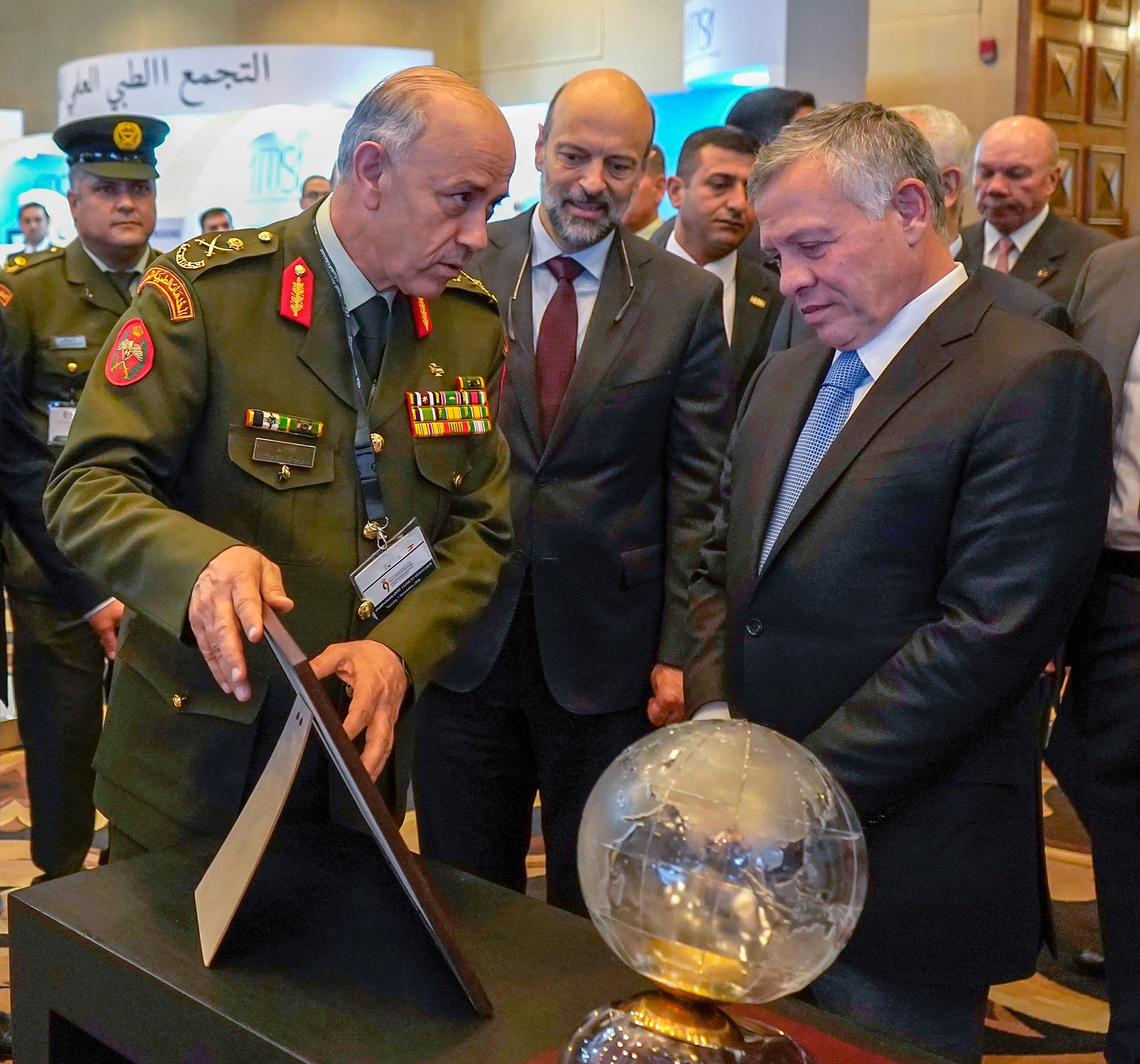 King attends opening of ninth International Conference of Royal Medical Services