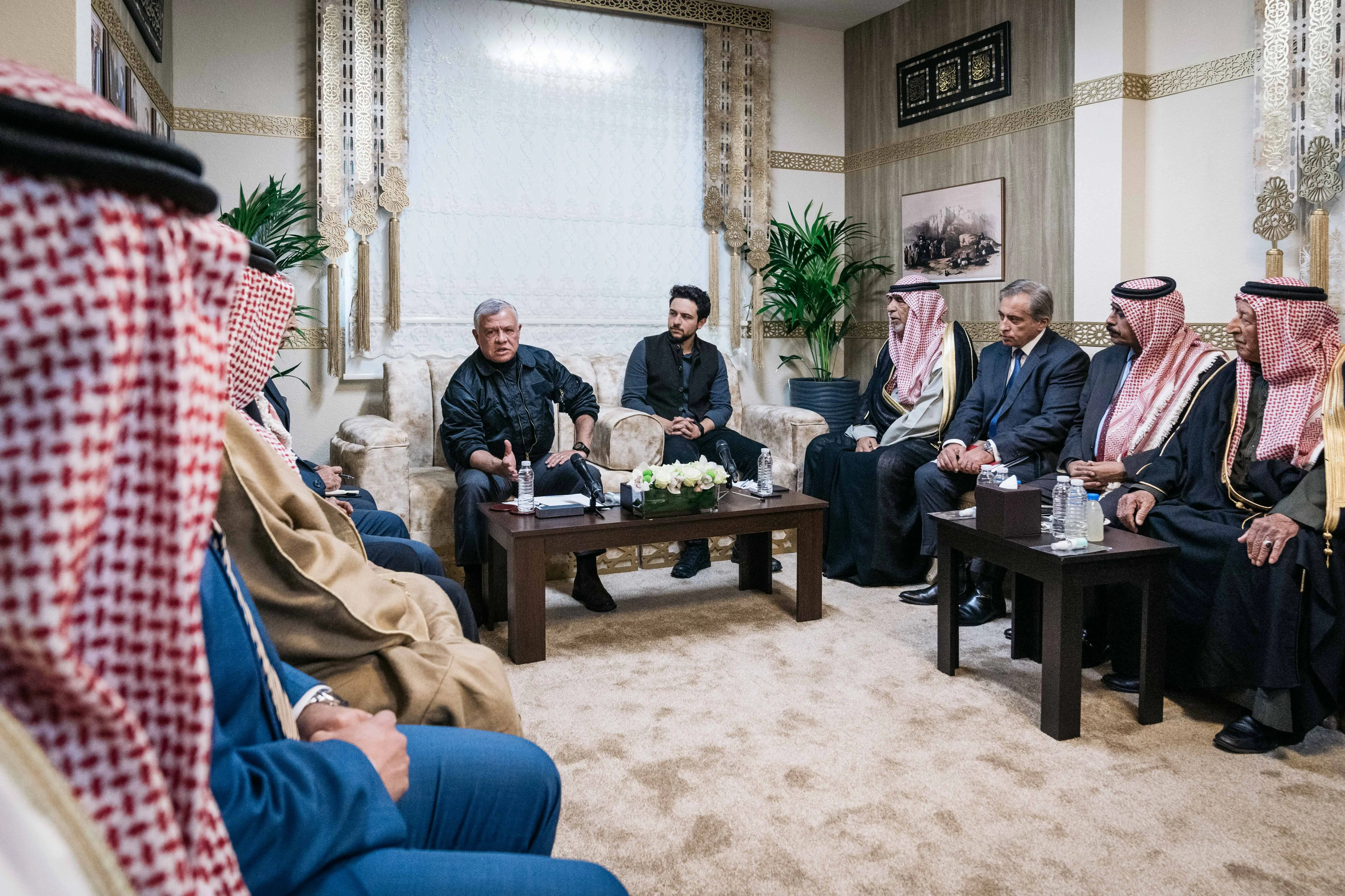 King visits Petra, urges developing city’s infrastructure, diversifying tourism product