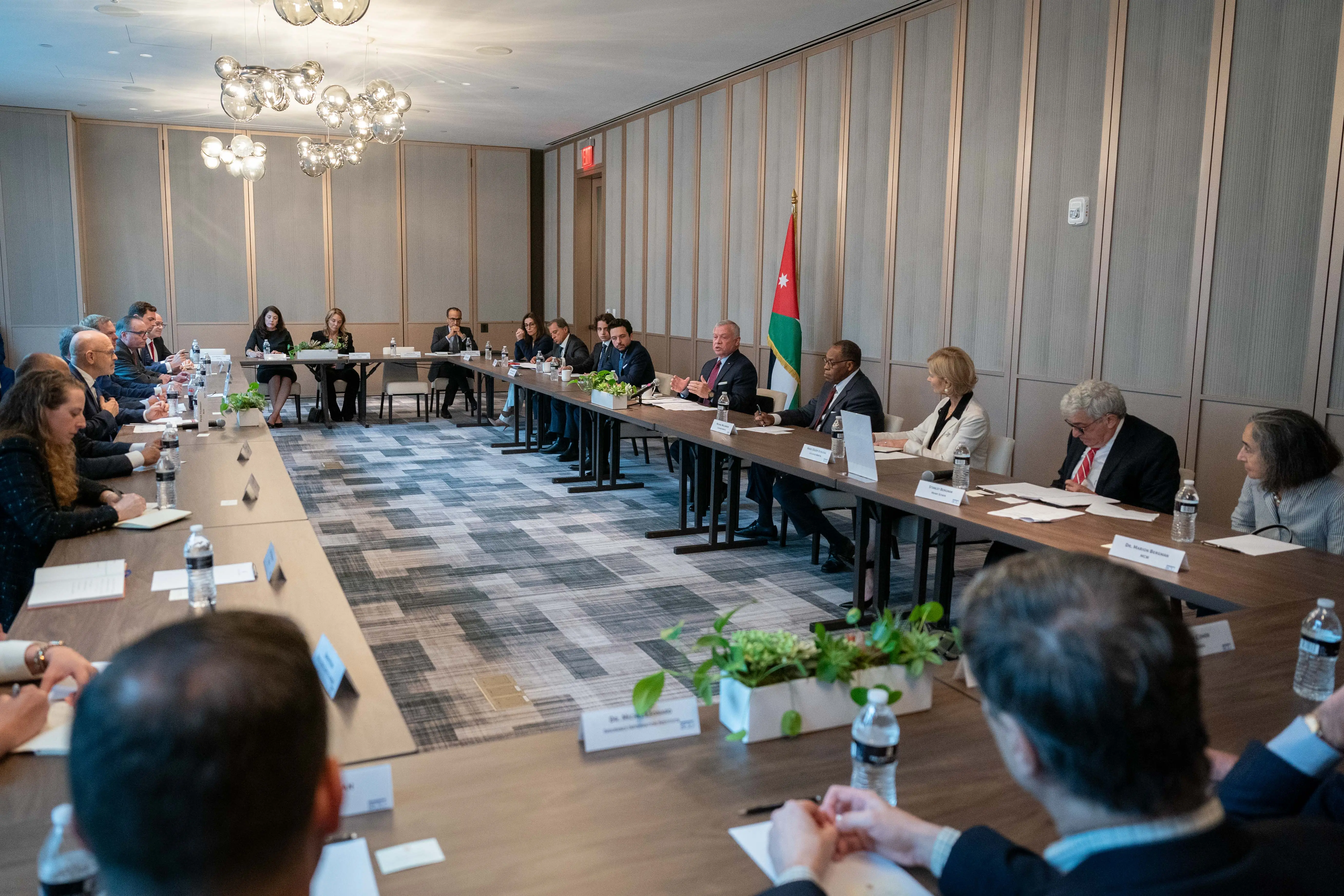 King meets CEOs of major US, international companies in New York