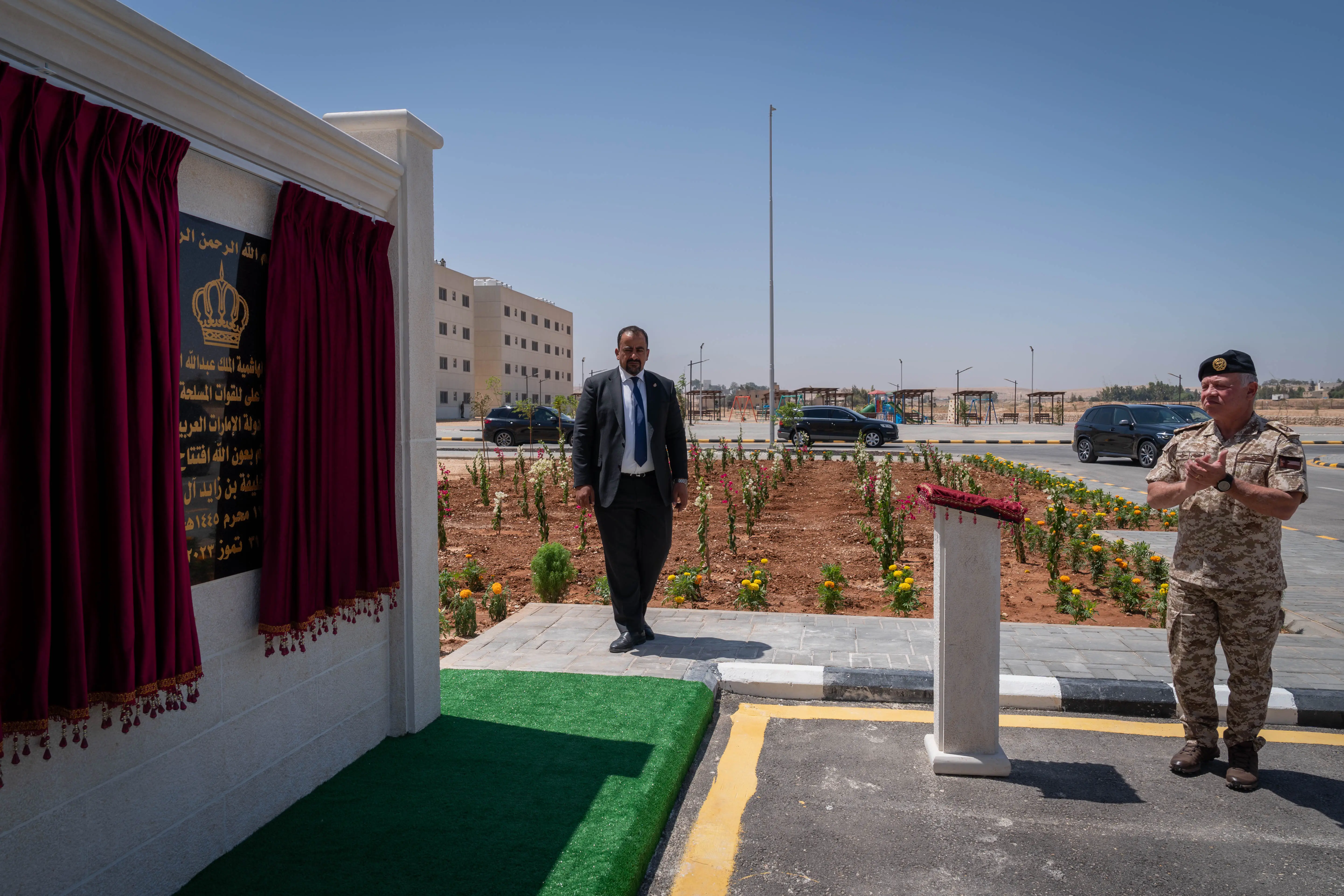King inaugurates Sheikh Khalifa bin Zayed Al Nahyan Housing City in Zarqa