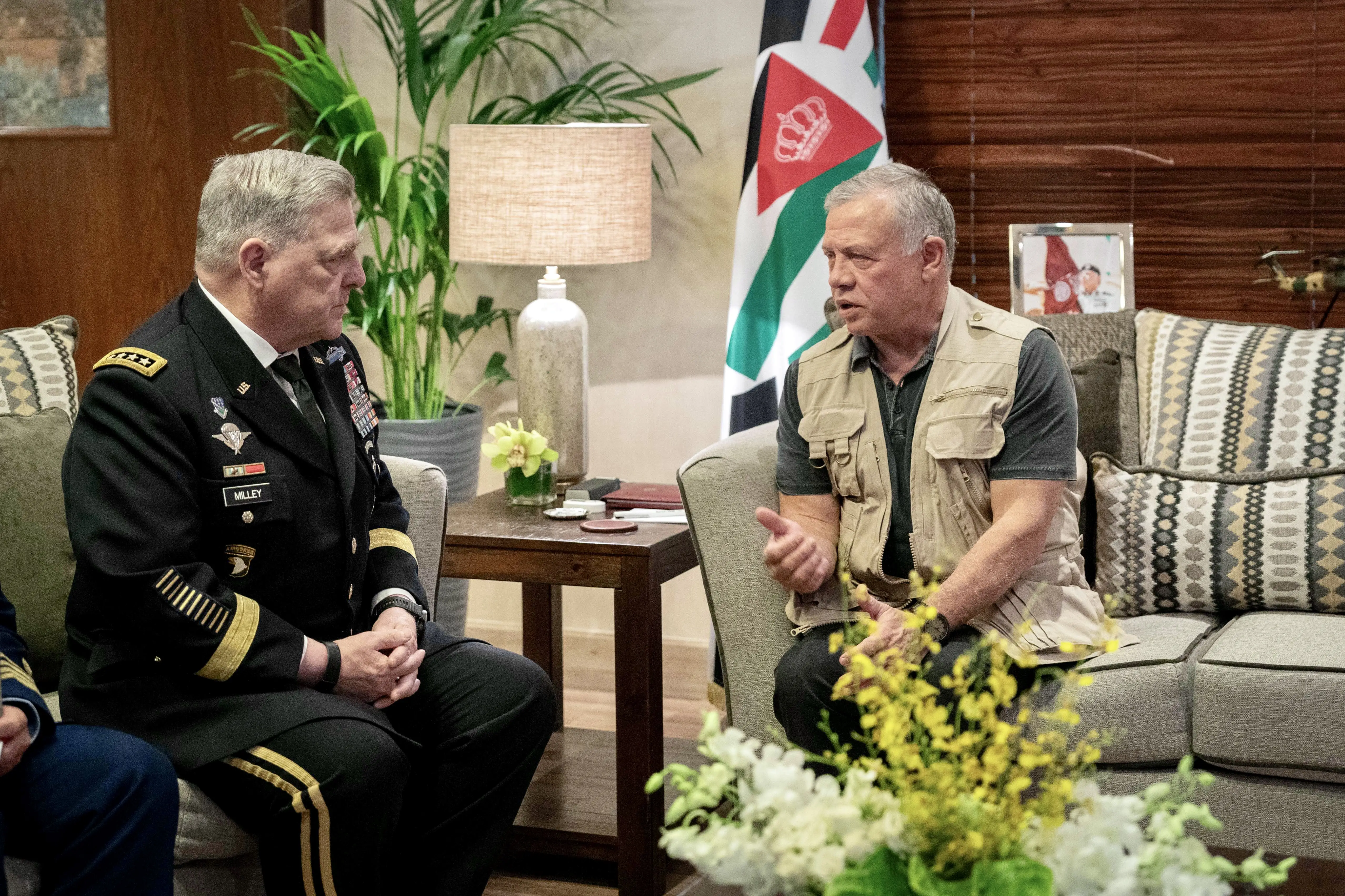 King receives US chairman of joint chiefs of staff