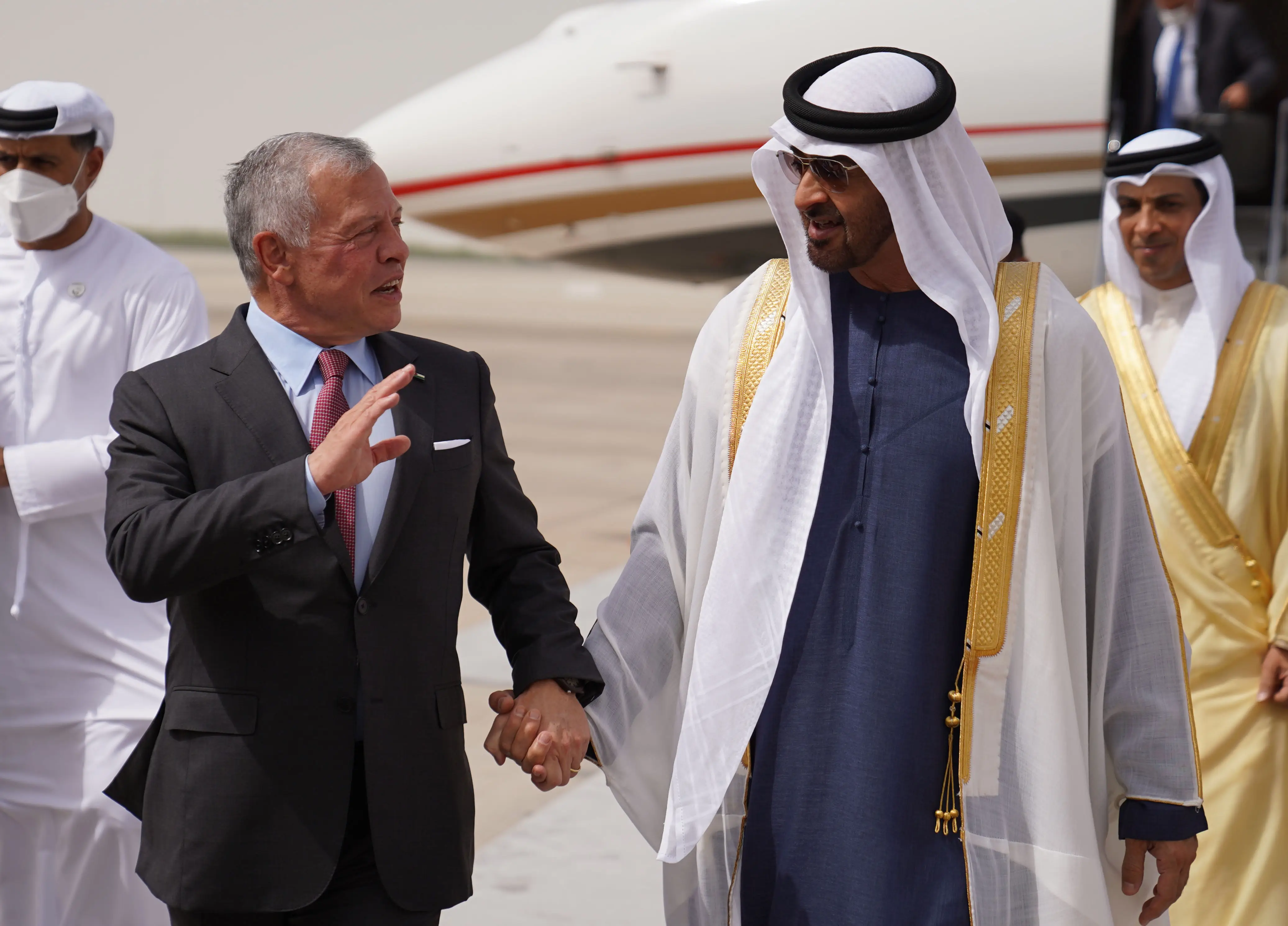 King arrives in Abu Dhabi