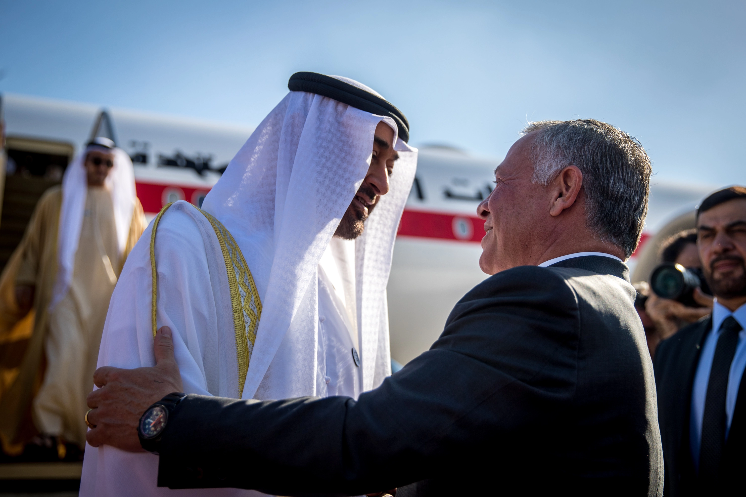 King receives crown prince of Abu Dhabi