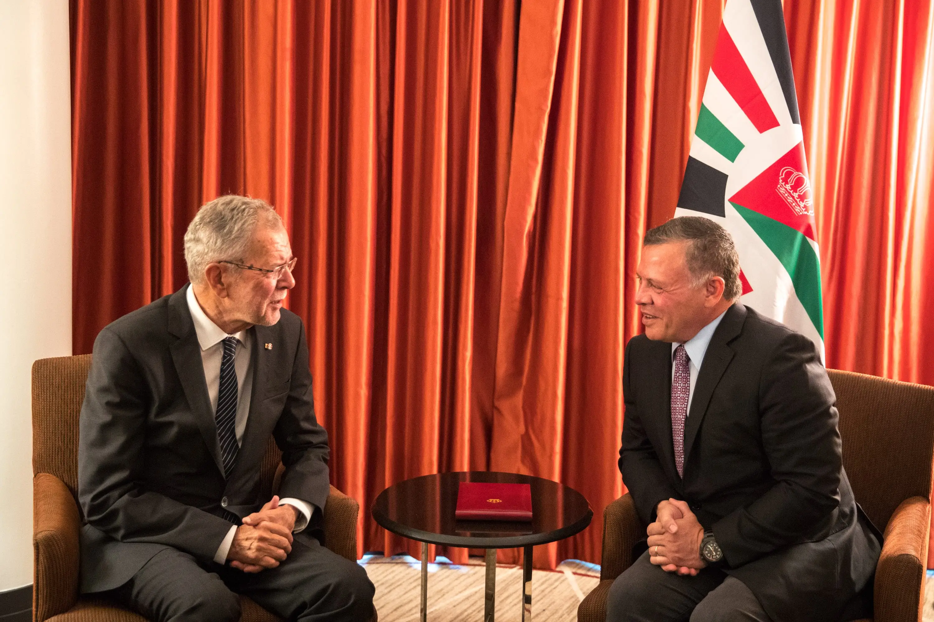 King meets Austrian president