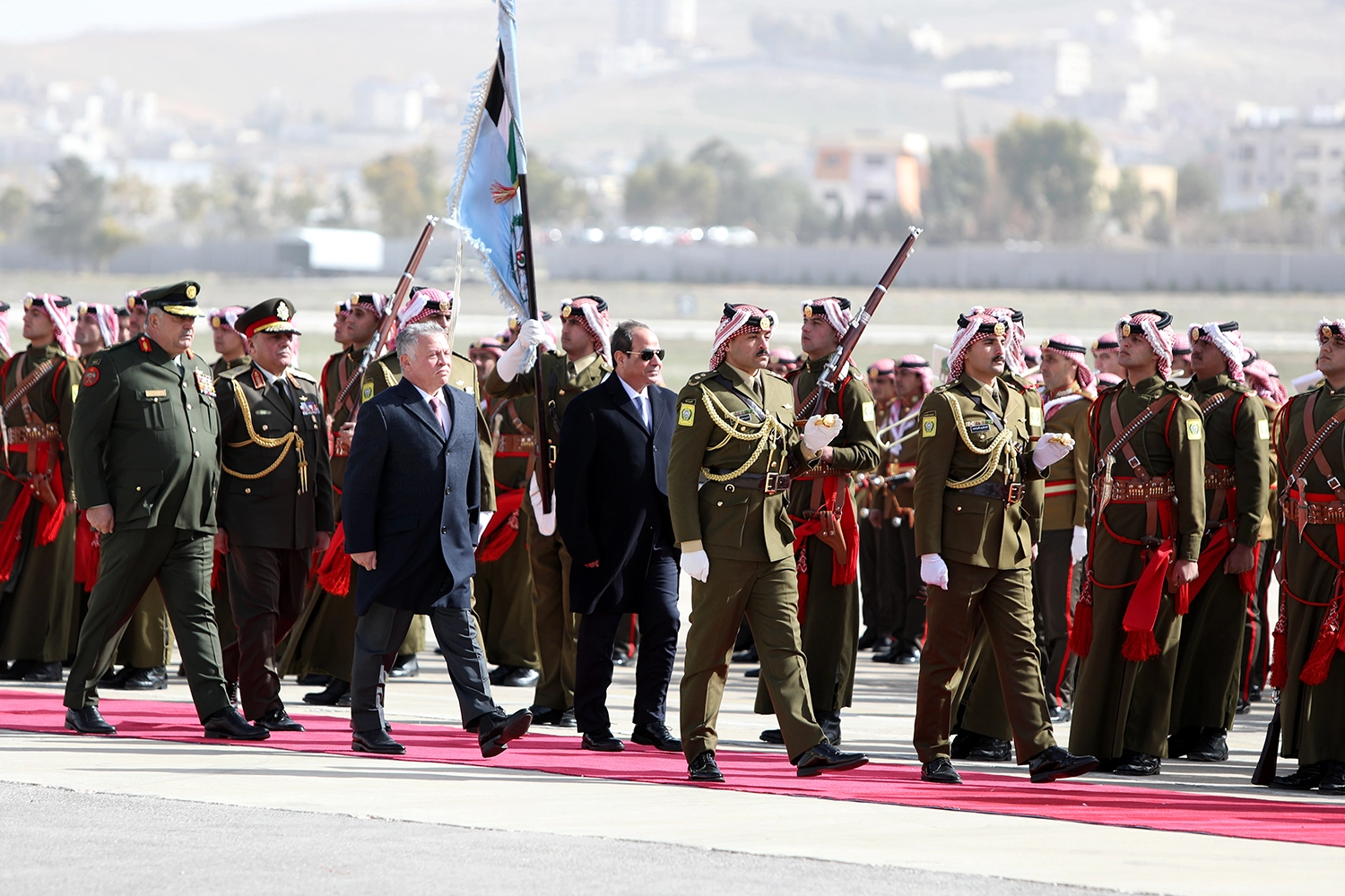King receives Egyptian president in Amman