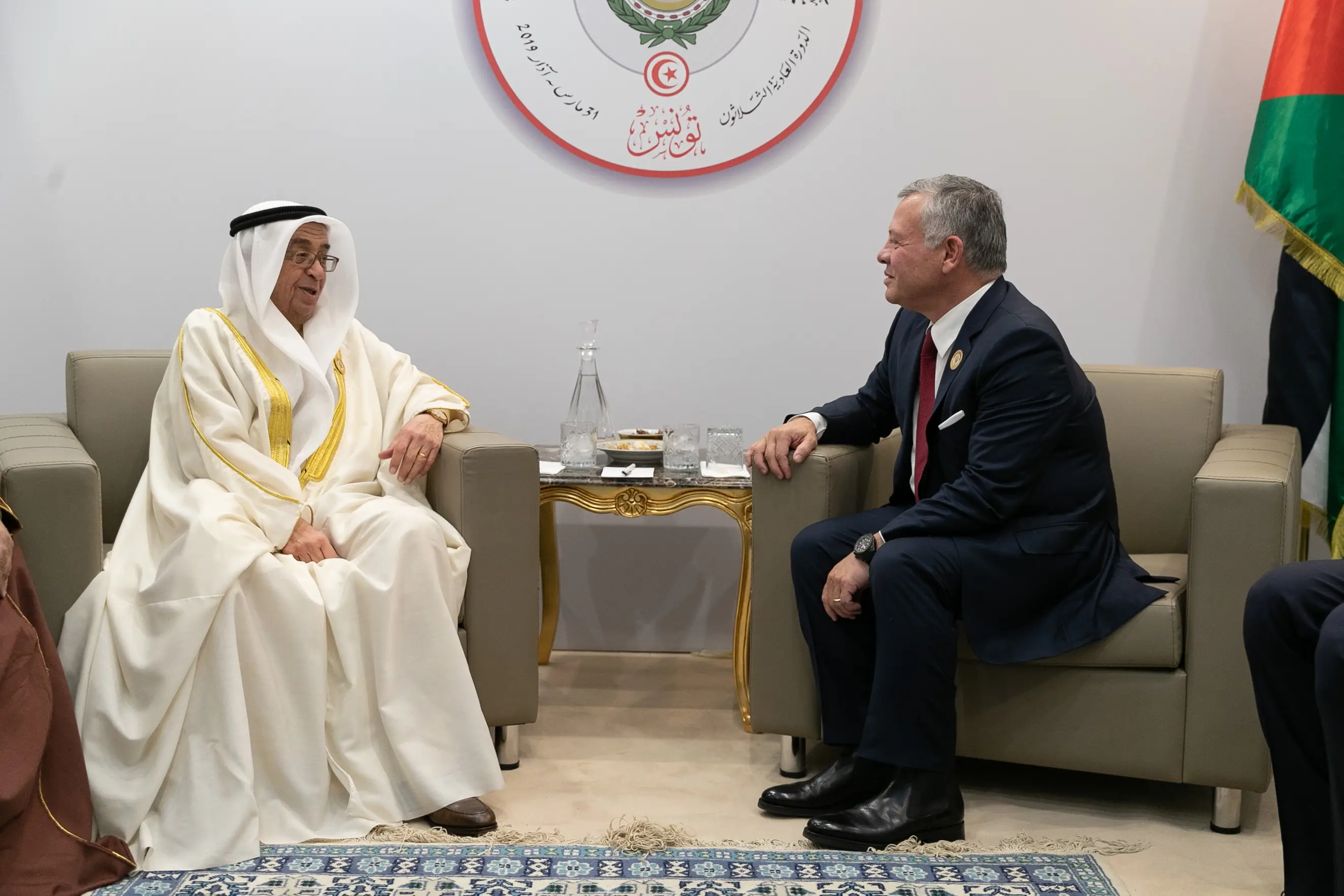 King meets Bahrain deputy PM in Tunis