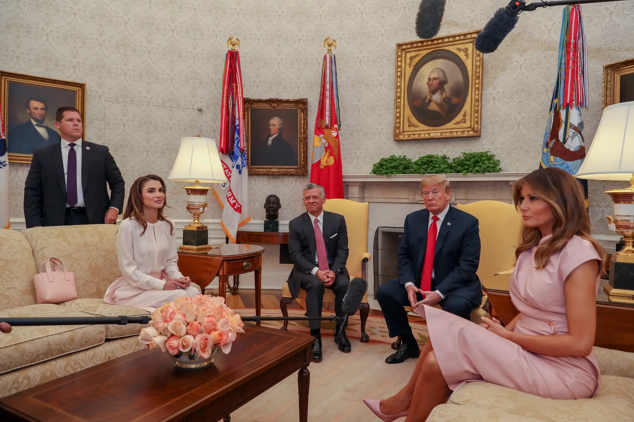 King, US president hold talks at White House