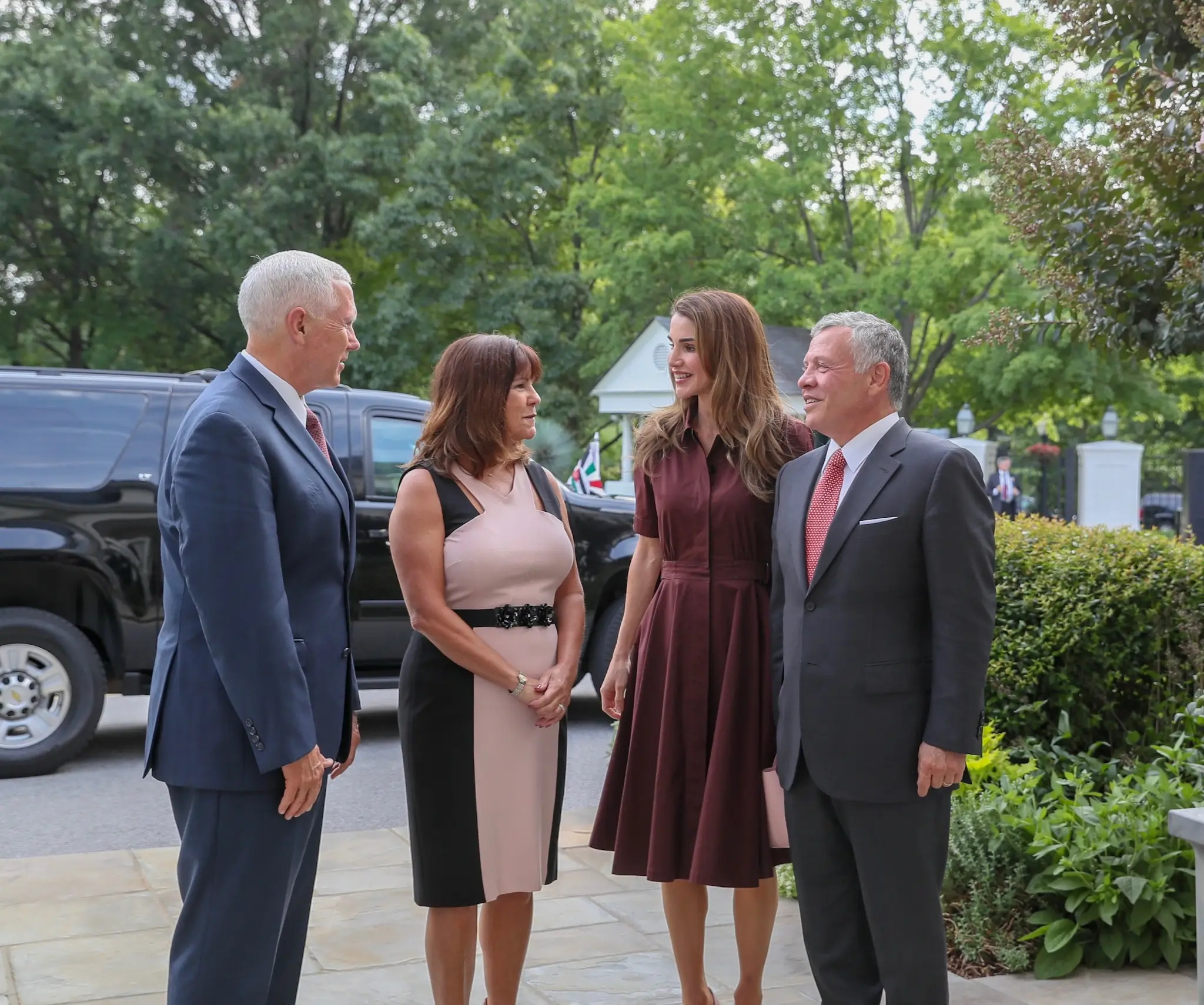 King meets US vice president