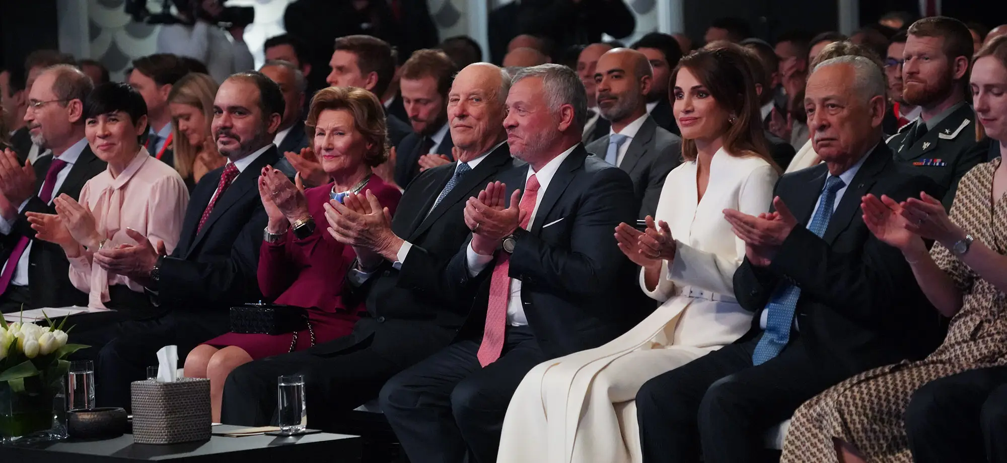 King, Norwegian monarch attend opening of Jordan-Norway Business Forum