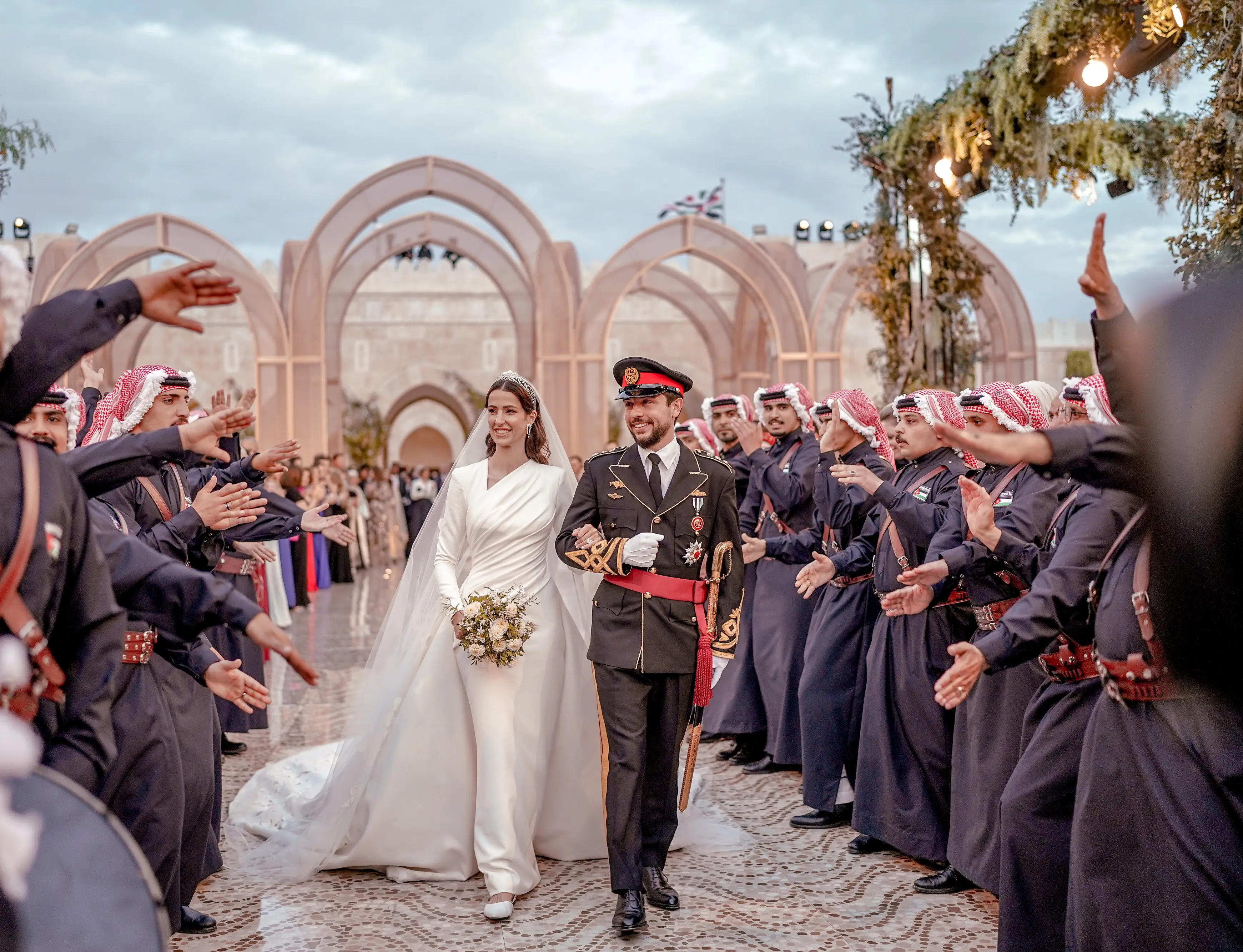 King, Queen host wedding reception for Crown Prince, Princess Rajwa Al Hussein