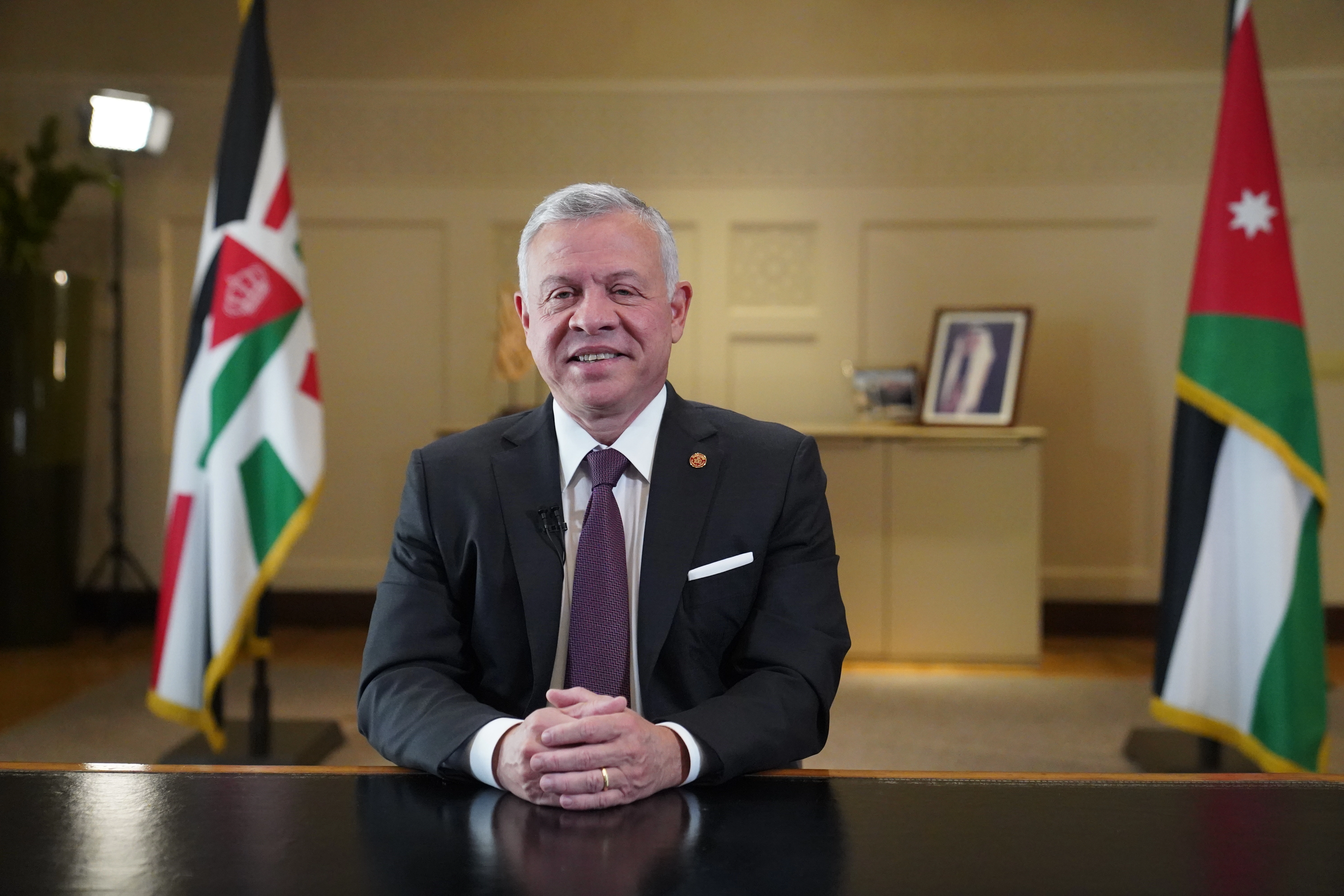 King addresses nation on 76th Independence Day, says new Jordan belongs to young generations