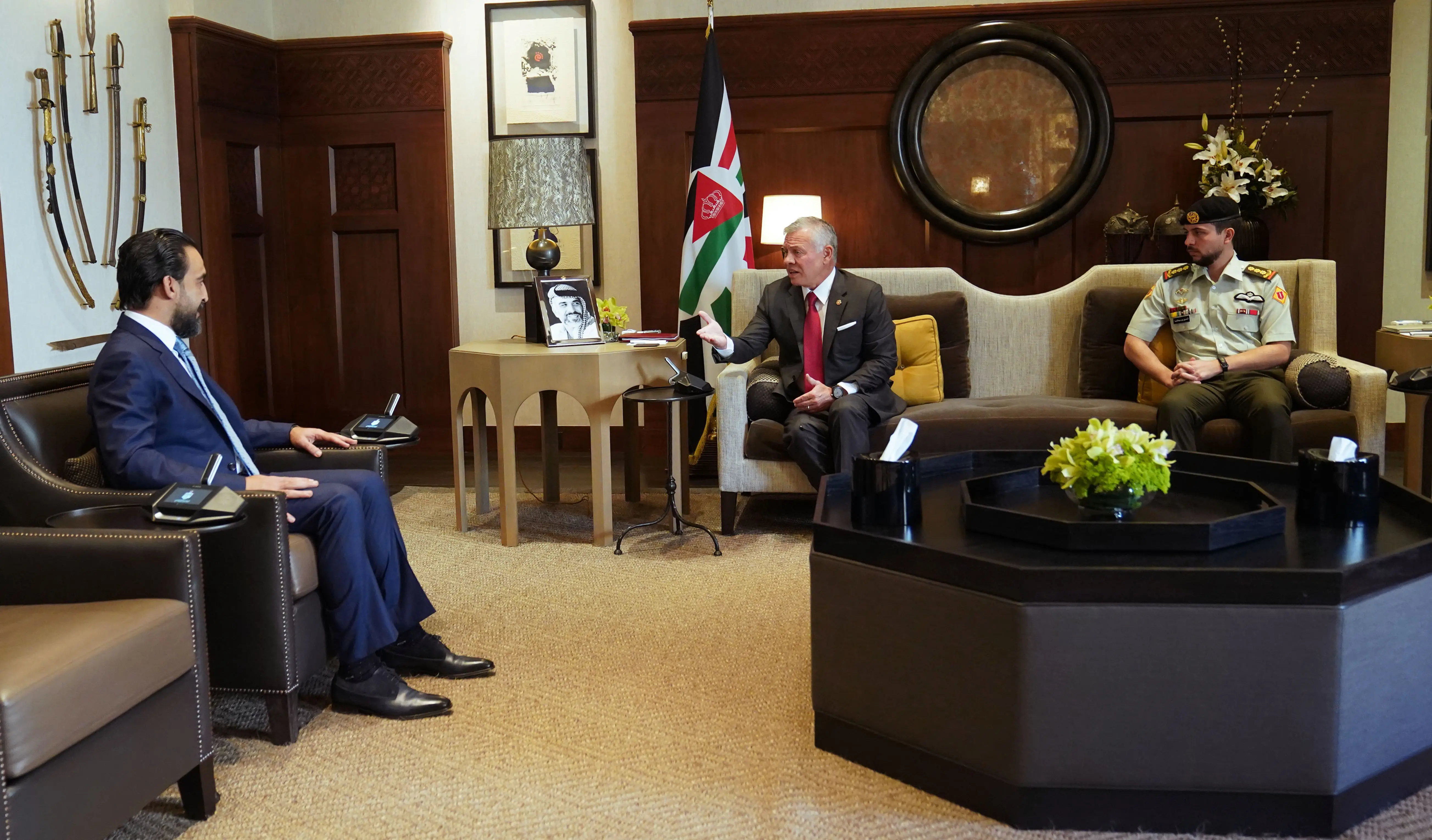 King receives Iraq parliament speaker
