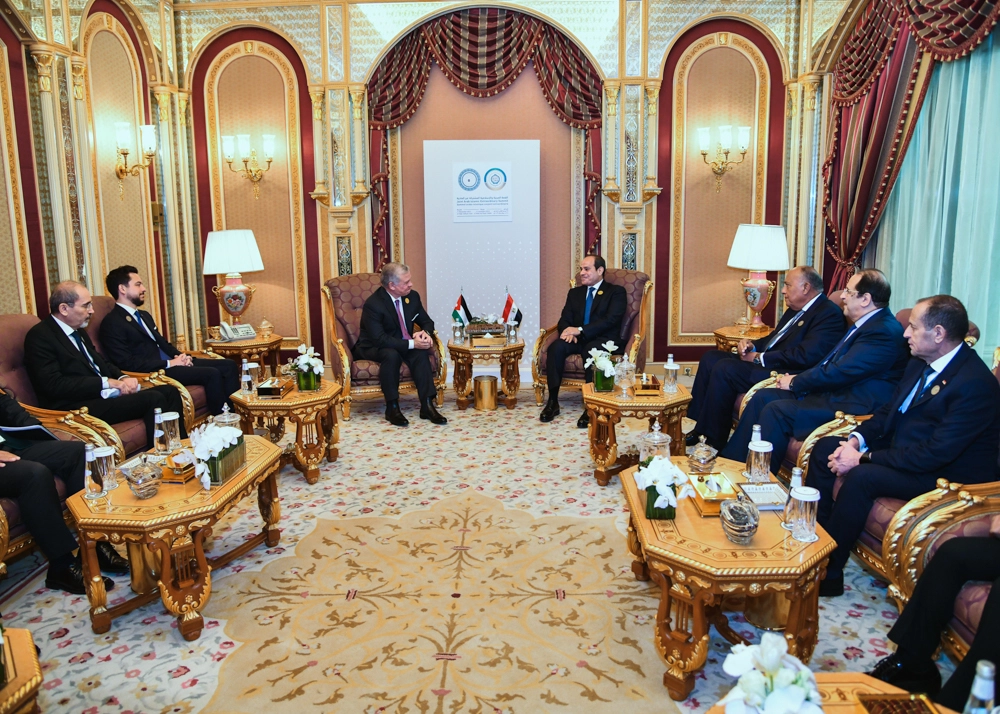 King, Egypt president stress need for Gaza humanitarian truce