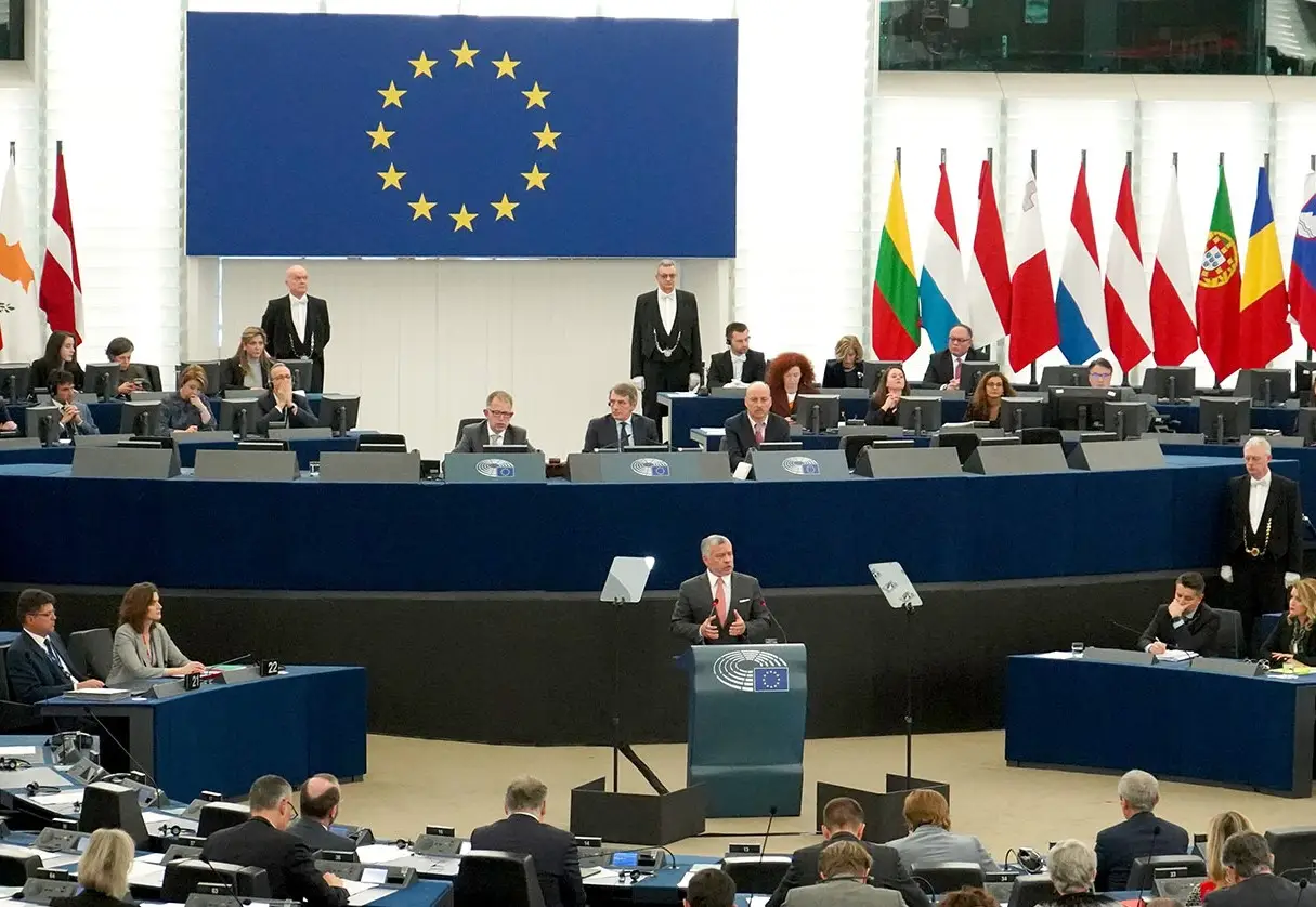 King delivers address to European Parliament, says more peaceful world not possible without stable Middle East