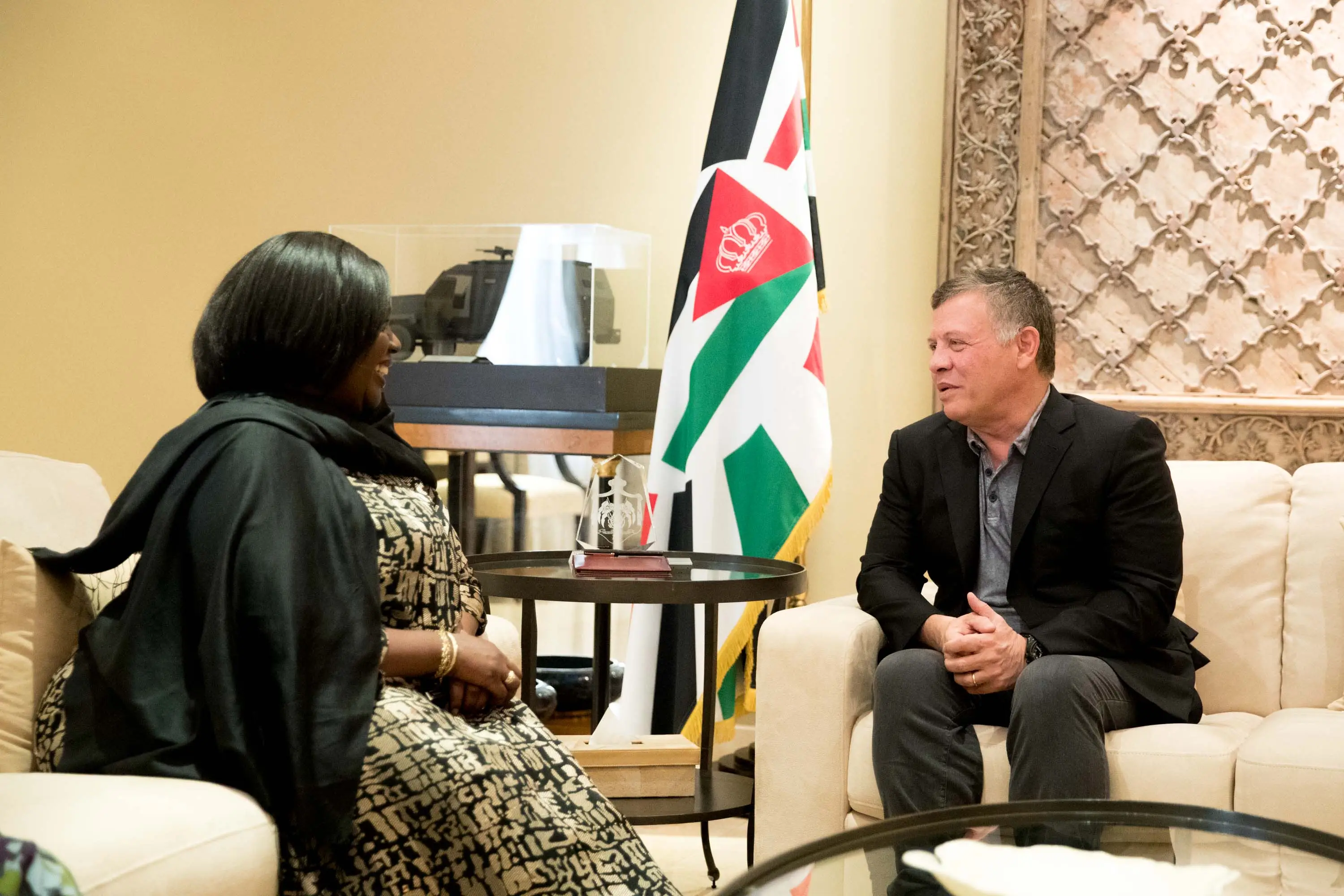 King receives Kenyan defence secretary