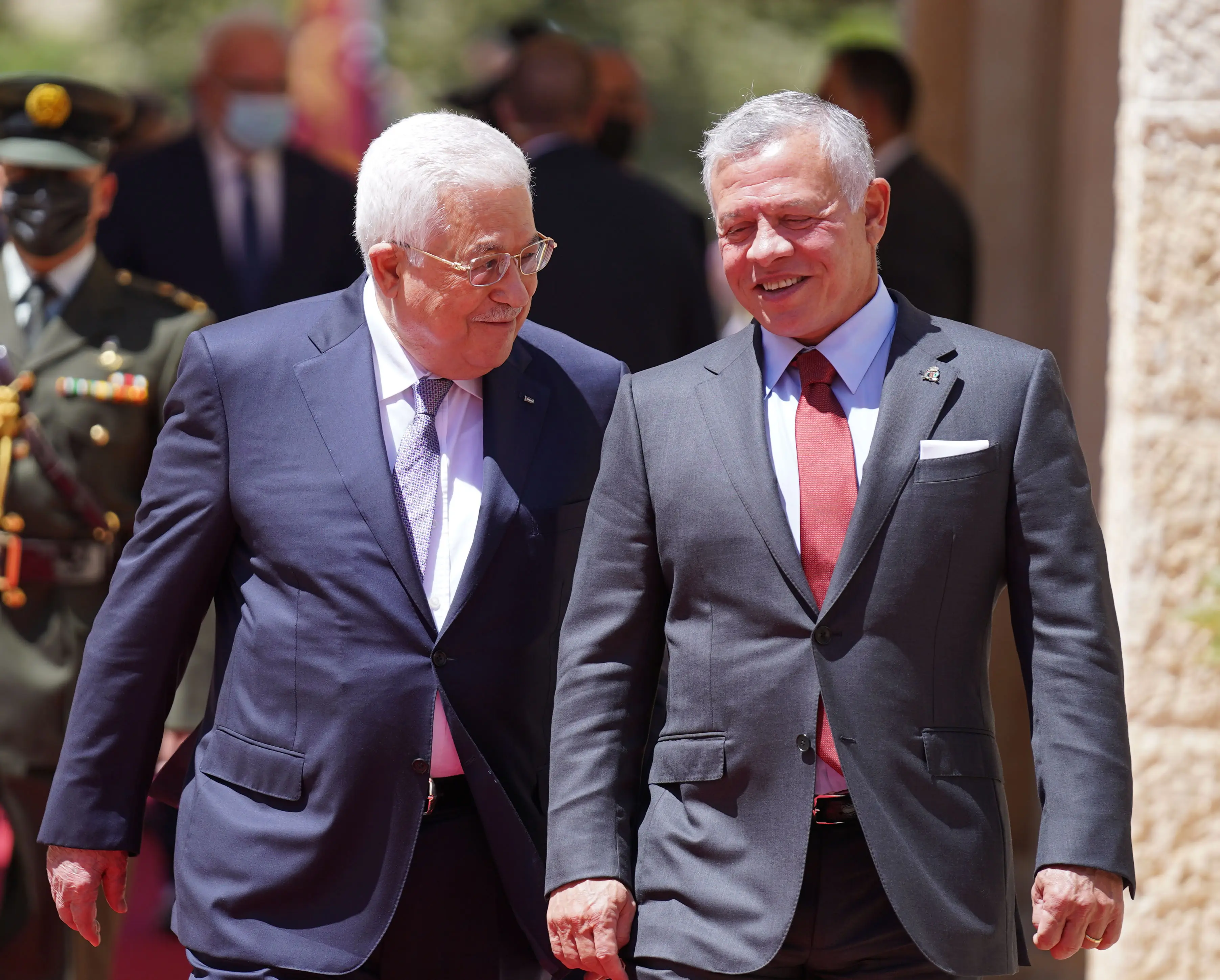 King, Palestinian president discuss efforts to advance peace process