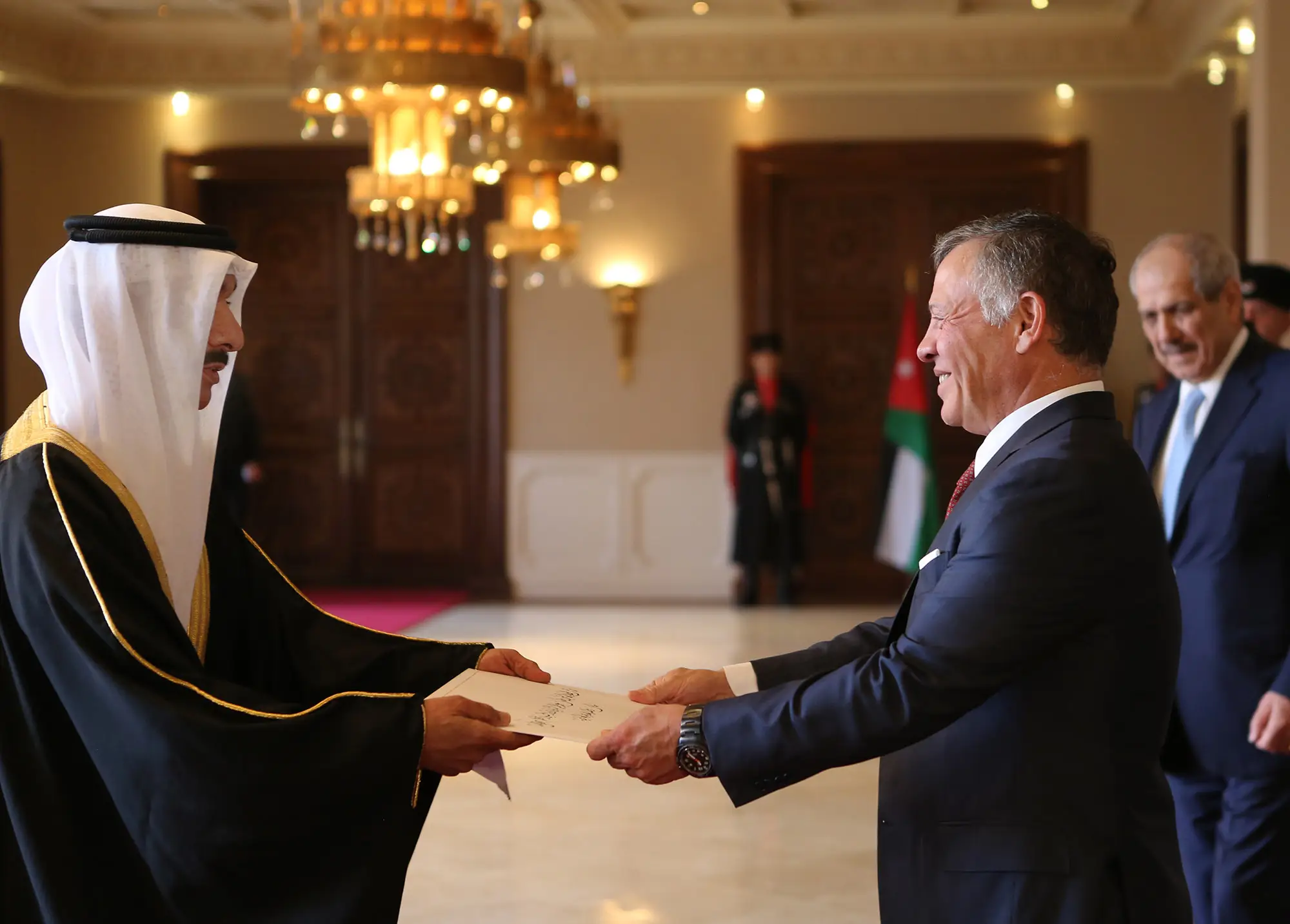 King accepts new ambassadors’ credentials