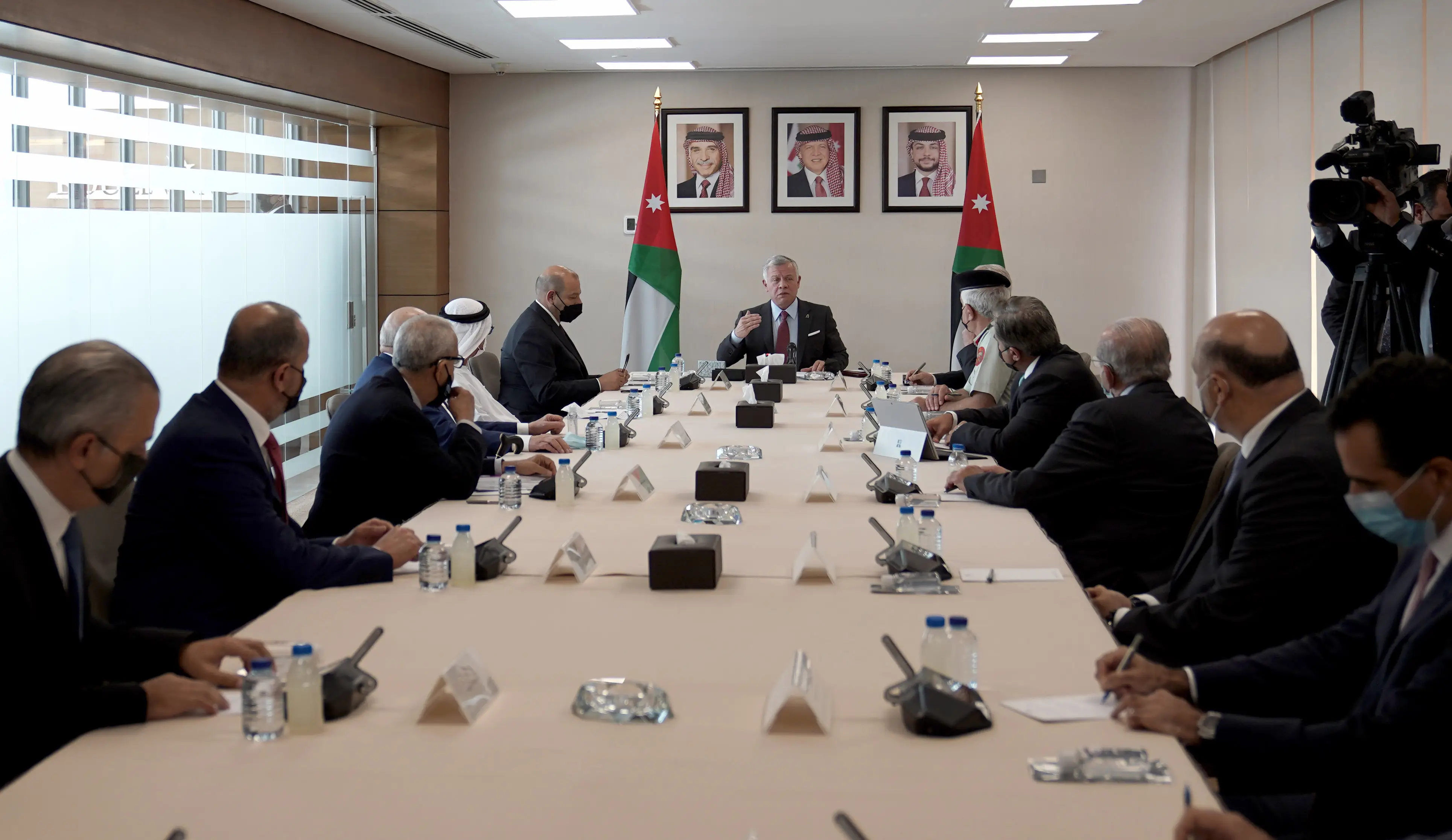 الملك يزور مشروع العبدلي ويؤكد أهمية جذب المزيد من الاستثمارات لتوفير فرص العمل