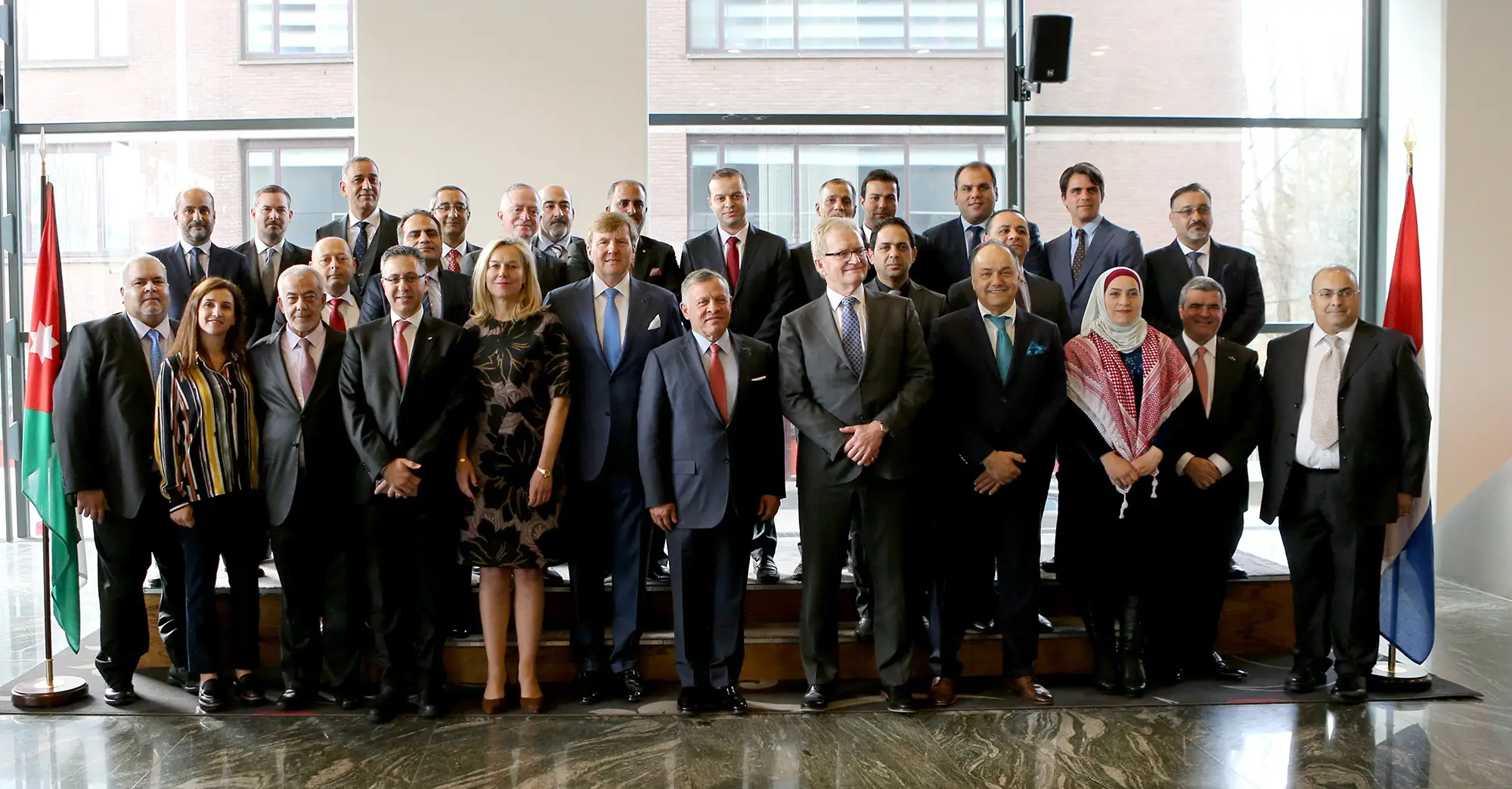 King meets business leaders, executives of major companies in Netherlands