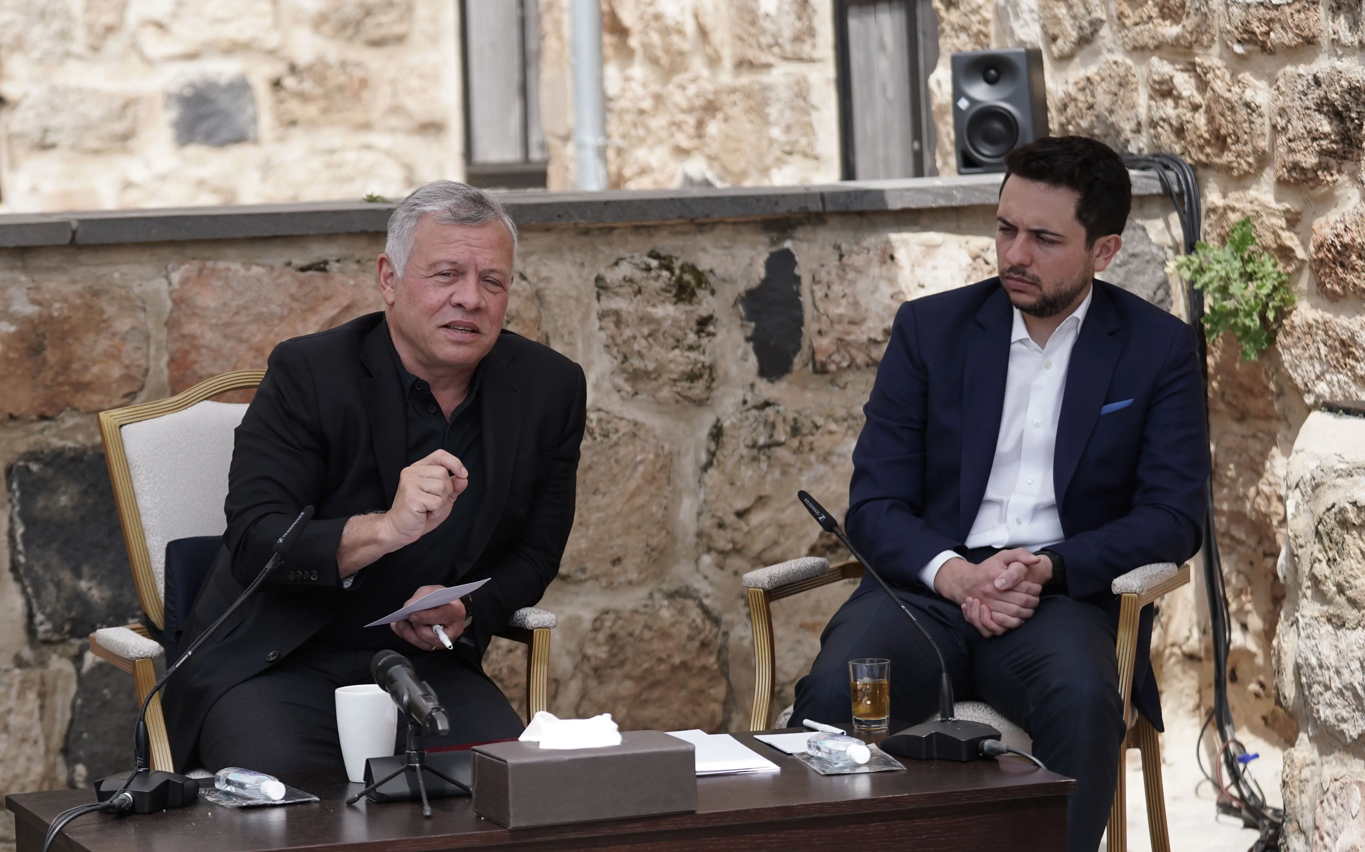 King meets local community leaders in Umm Qais