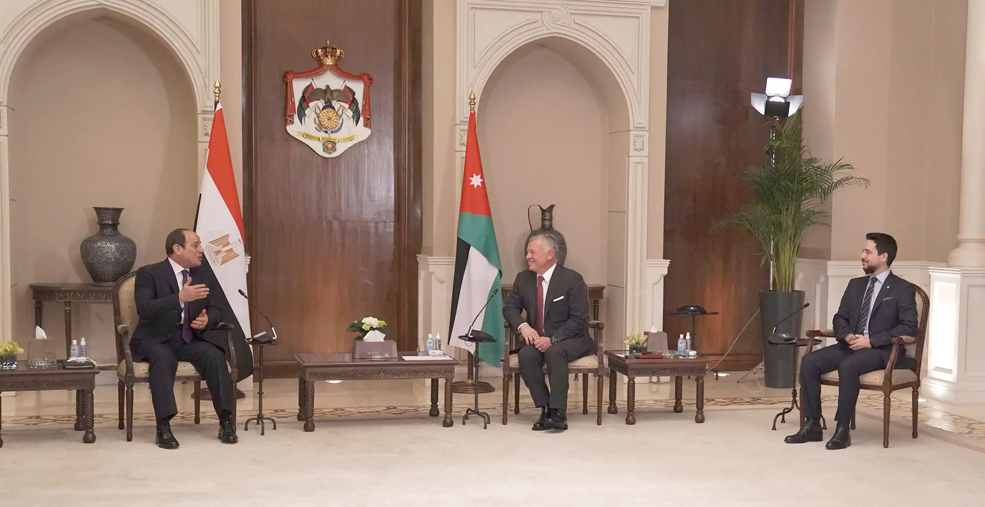 King, Egypt president hold talks at Basman Palace
