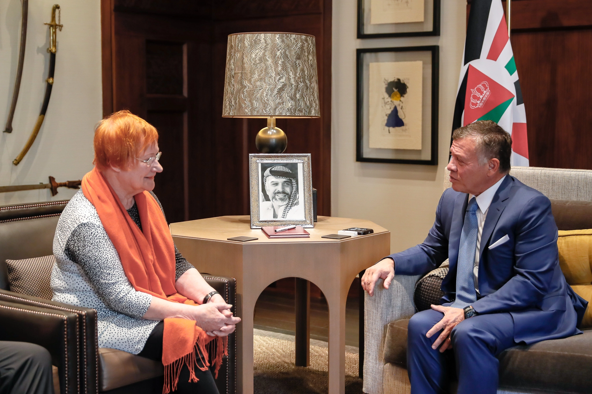 King receives former president of Finland