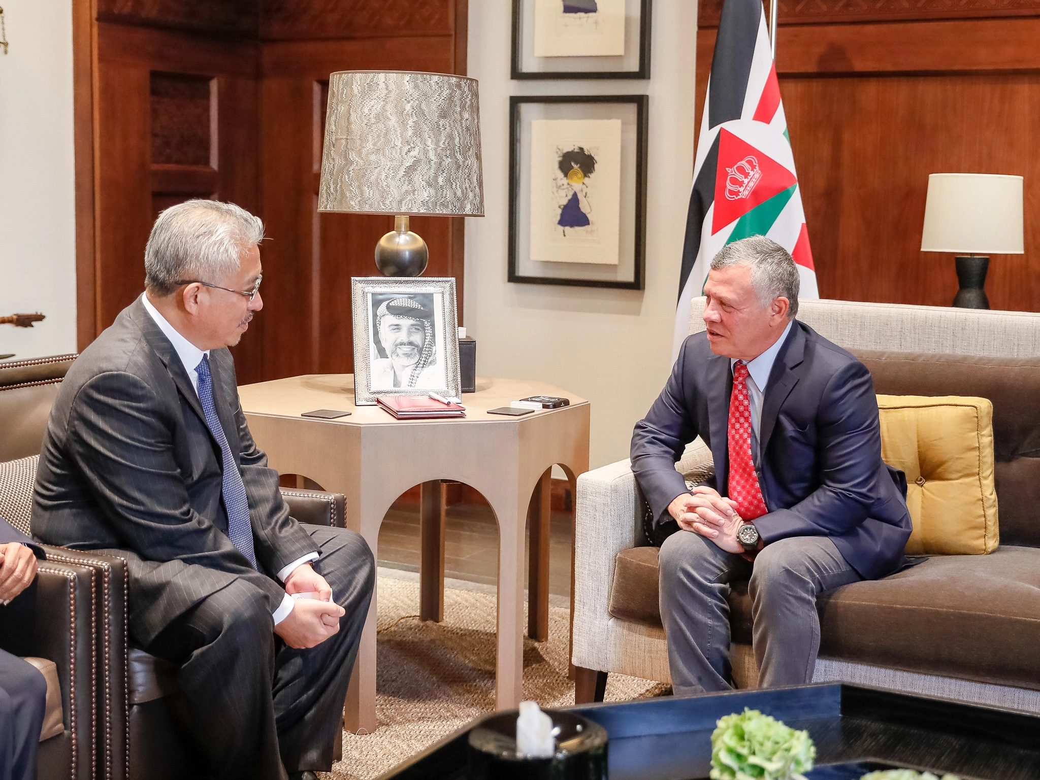 King receives delegation from Malaysian government’s sovereign wealth fund