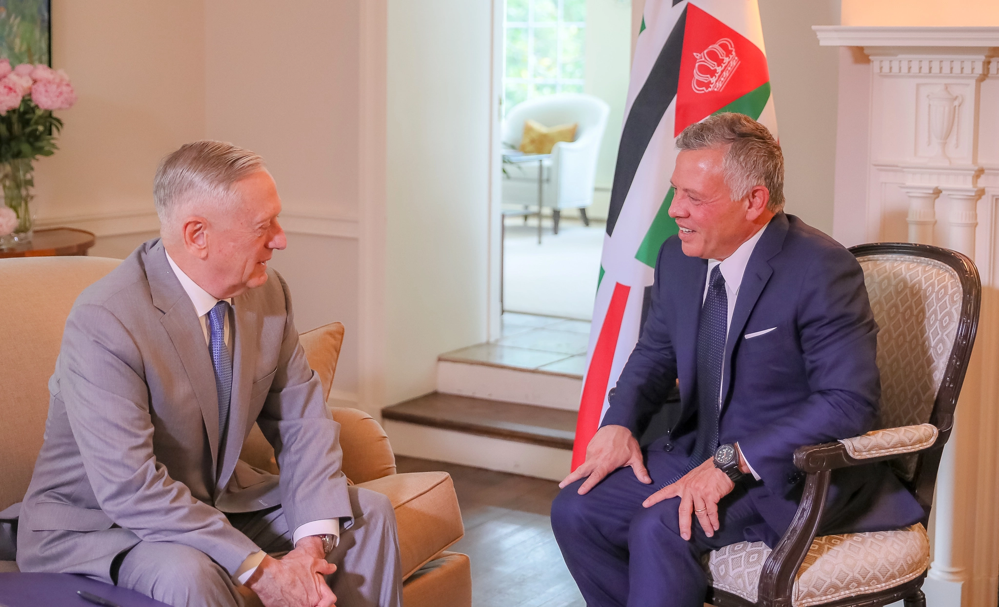 King meets US secretary of defence, national security adviser
