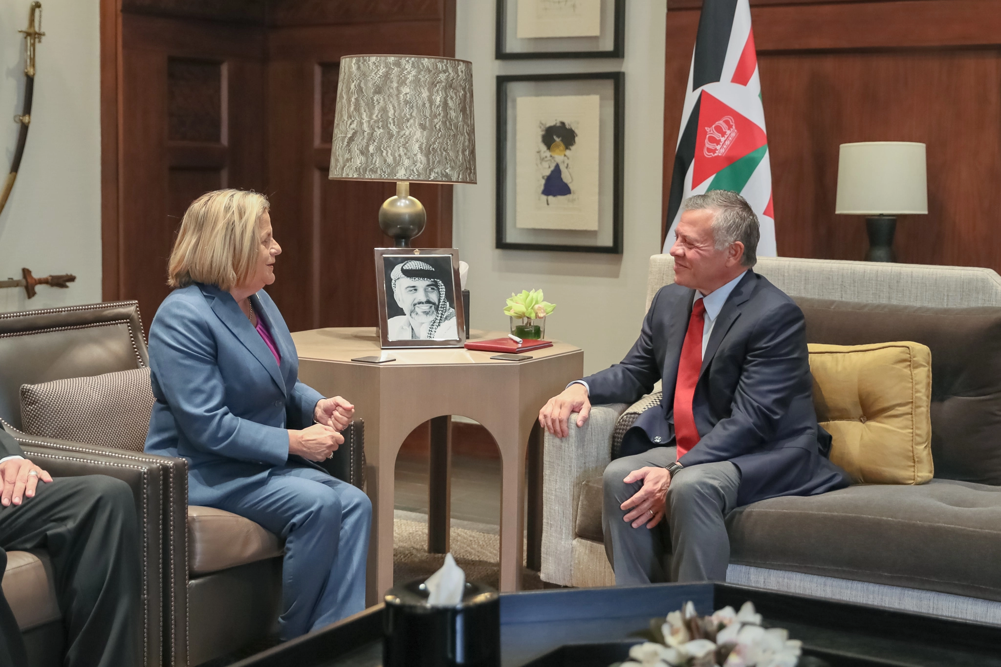 King receives chair of US House Foreign Affairs Subcommittee on Middle East and North Africa