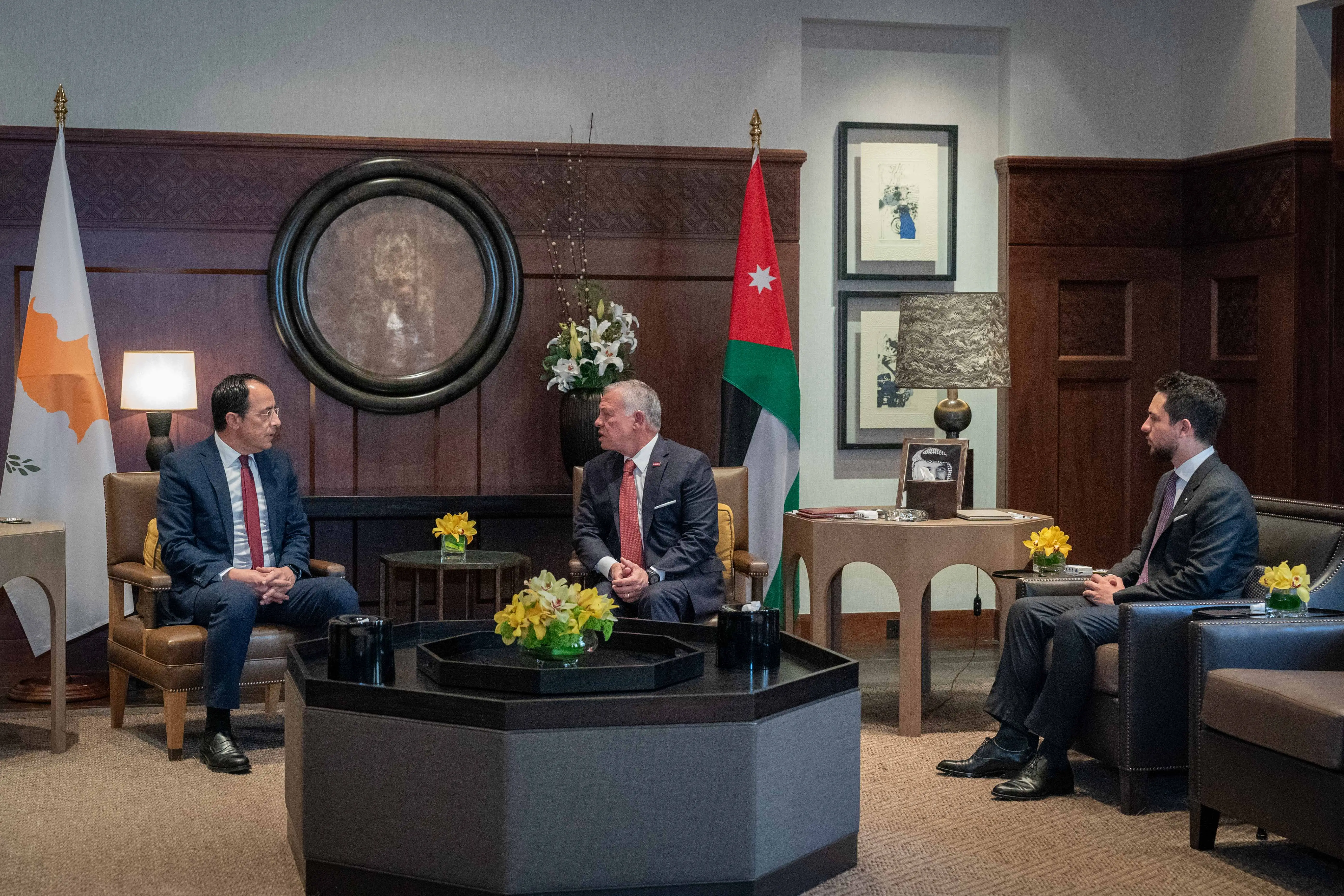 King, Cyprus president meet in Amman
