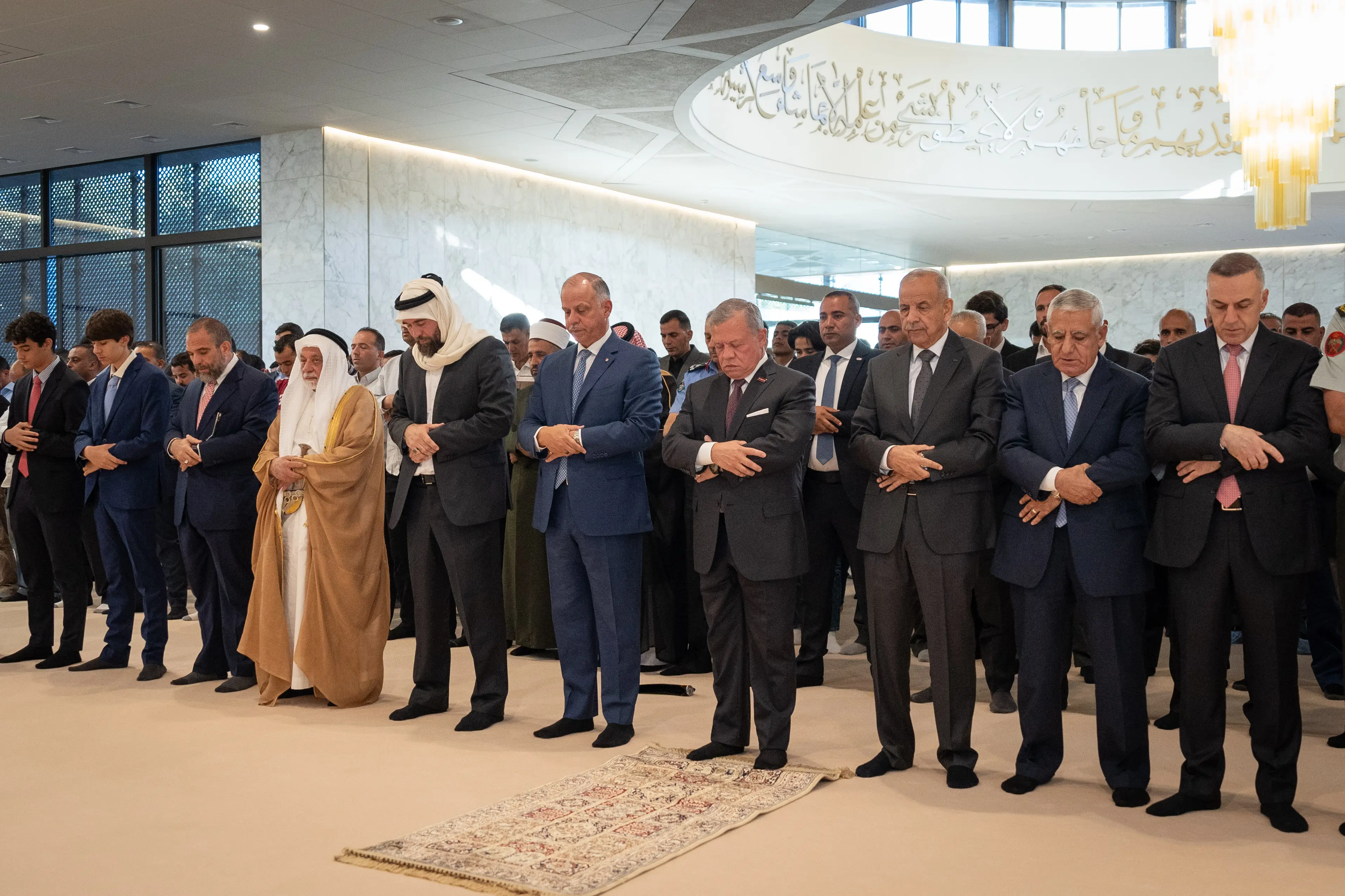 King performs Eid Al Adha prayer