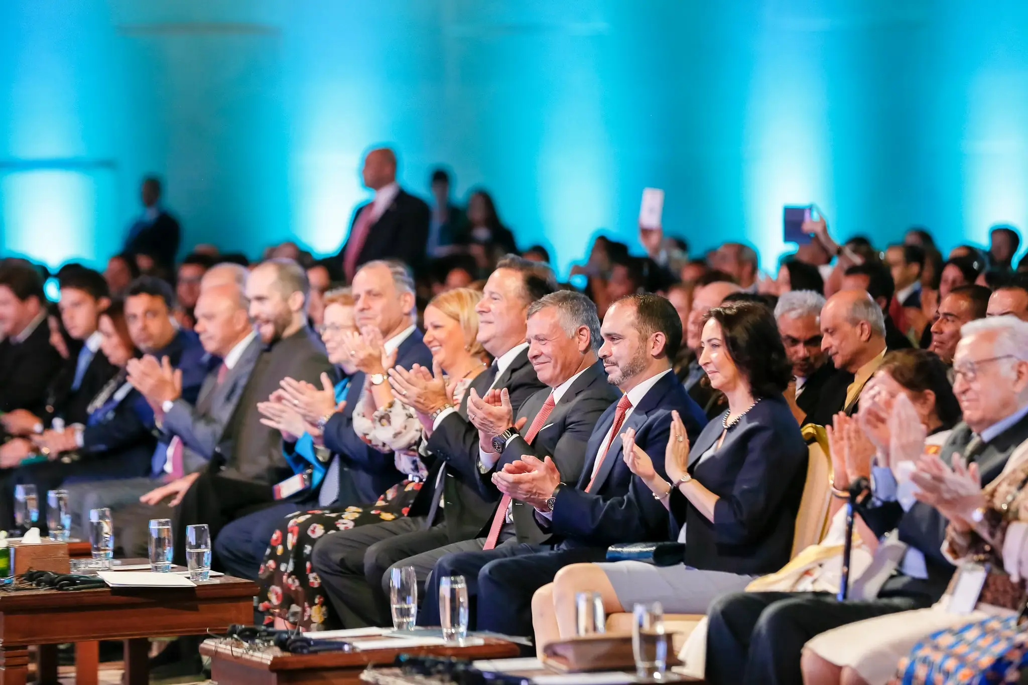الملك يرعى افتتاح أعمال قمة الحائزين على جائزة نوبل للسلام والقادة من أجل الأطفال 2018