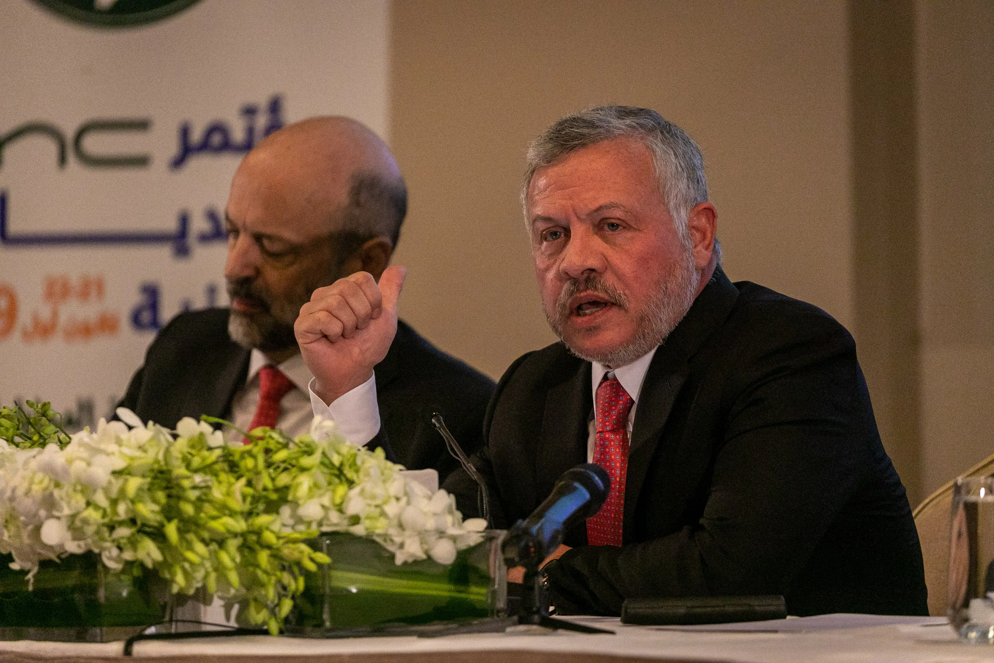 King attends closing session of 2019 Jordan Municipalities Conference, urges quality municipal services, tangible results