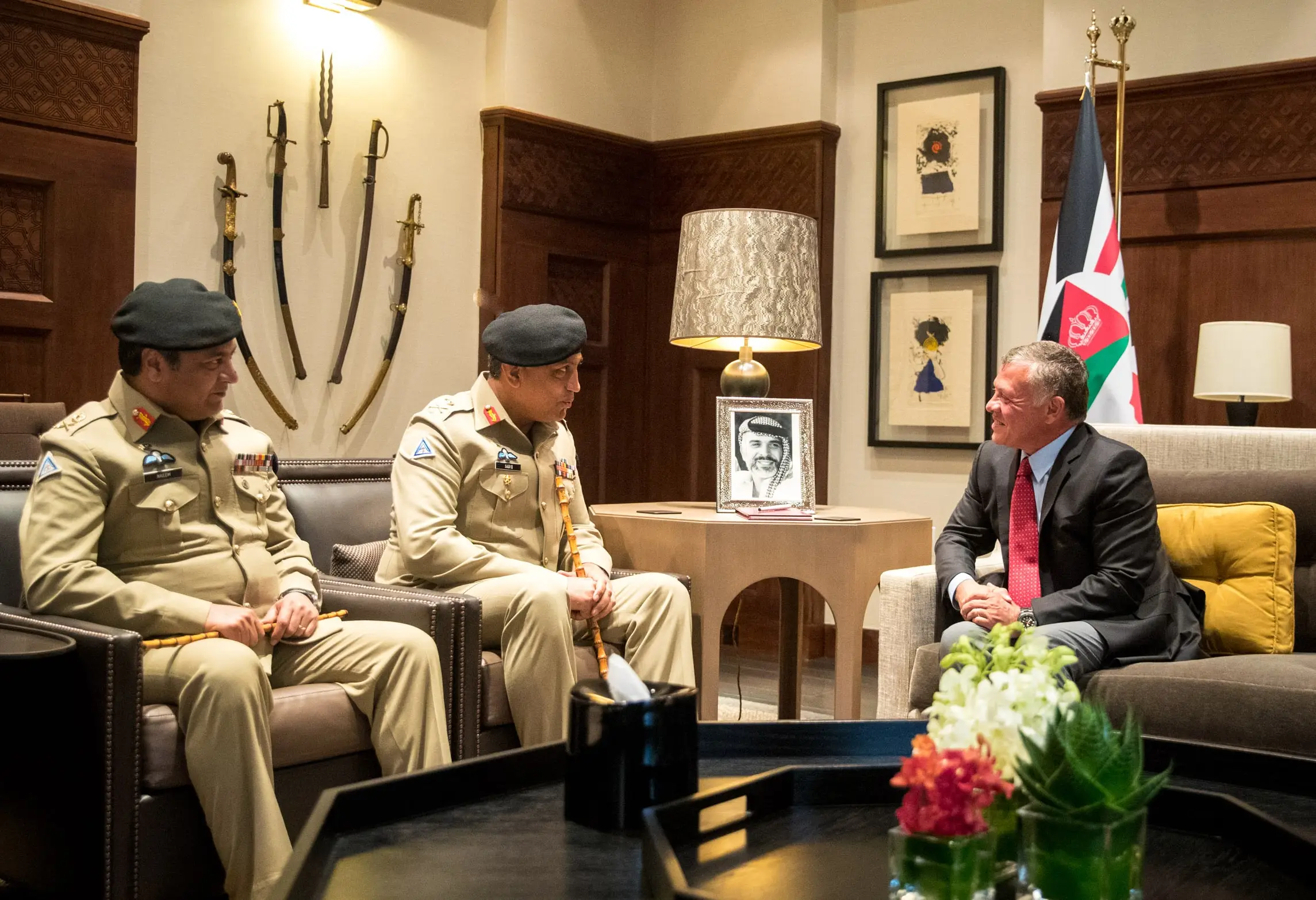 King receives delegation from Pakistani defence industry companies