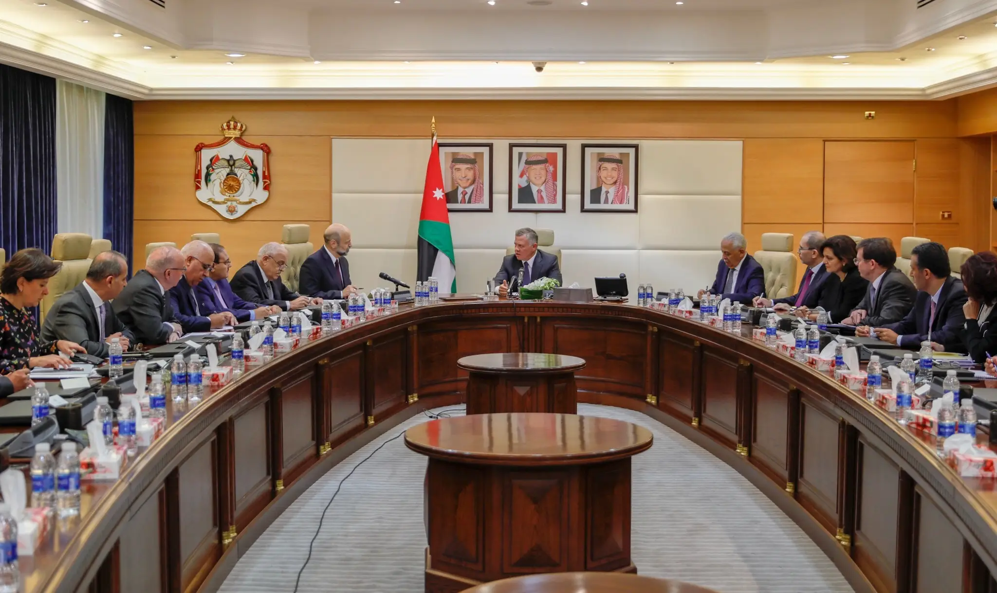 King chairs part of Cabinet meeting