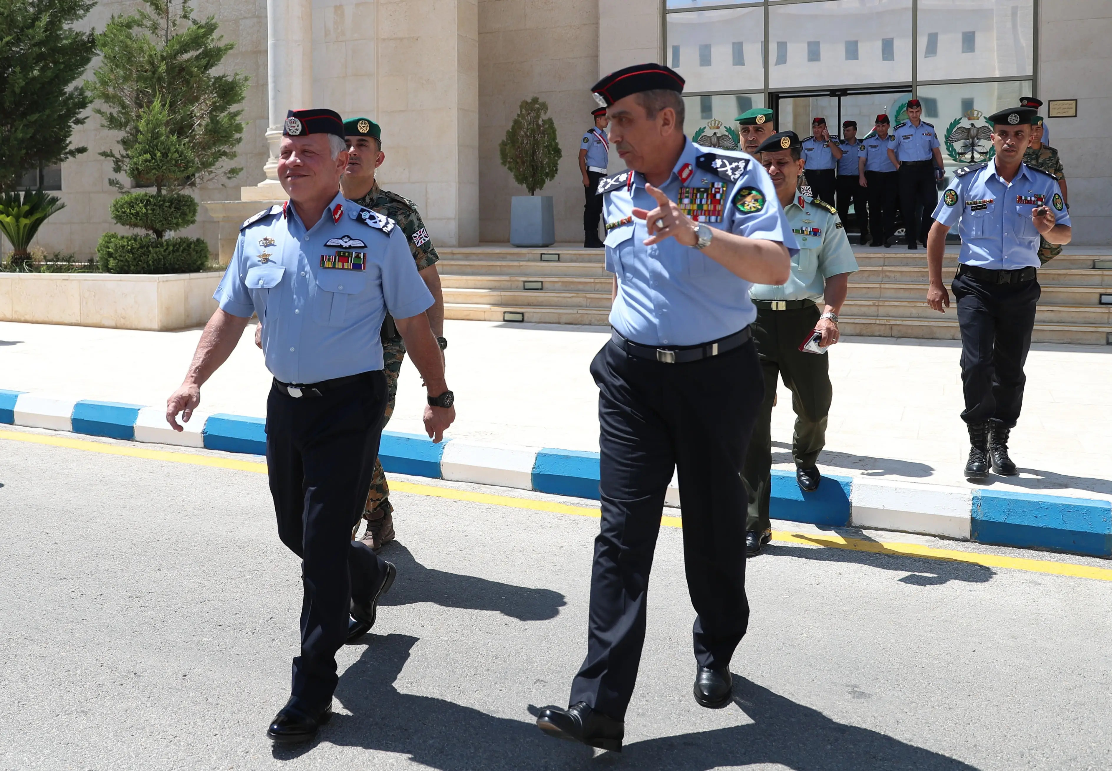 King visits Public Security Directorate