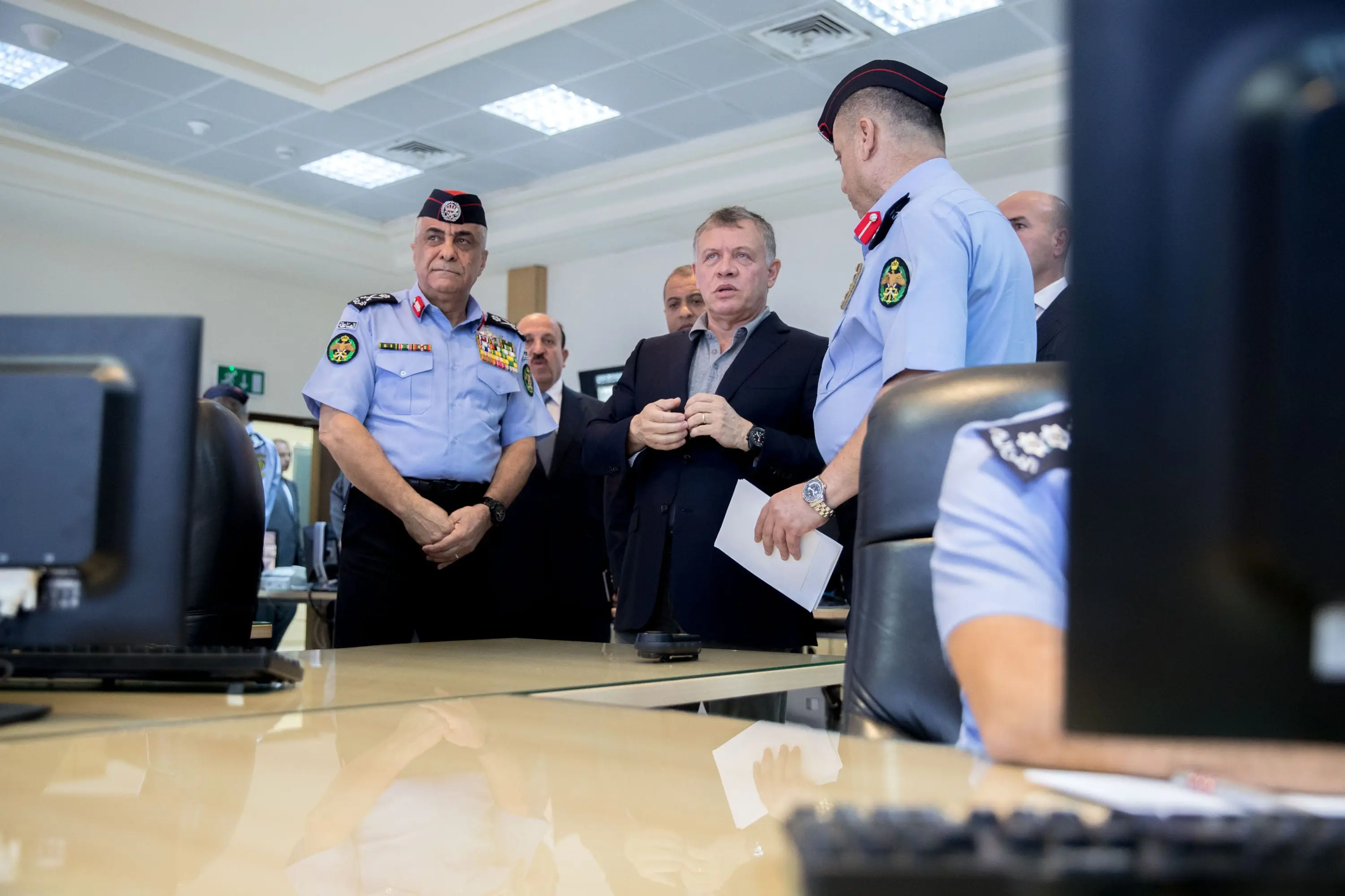 King visits PSD, says police-citizen relationship should be based on mutual respect