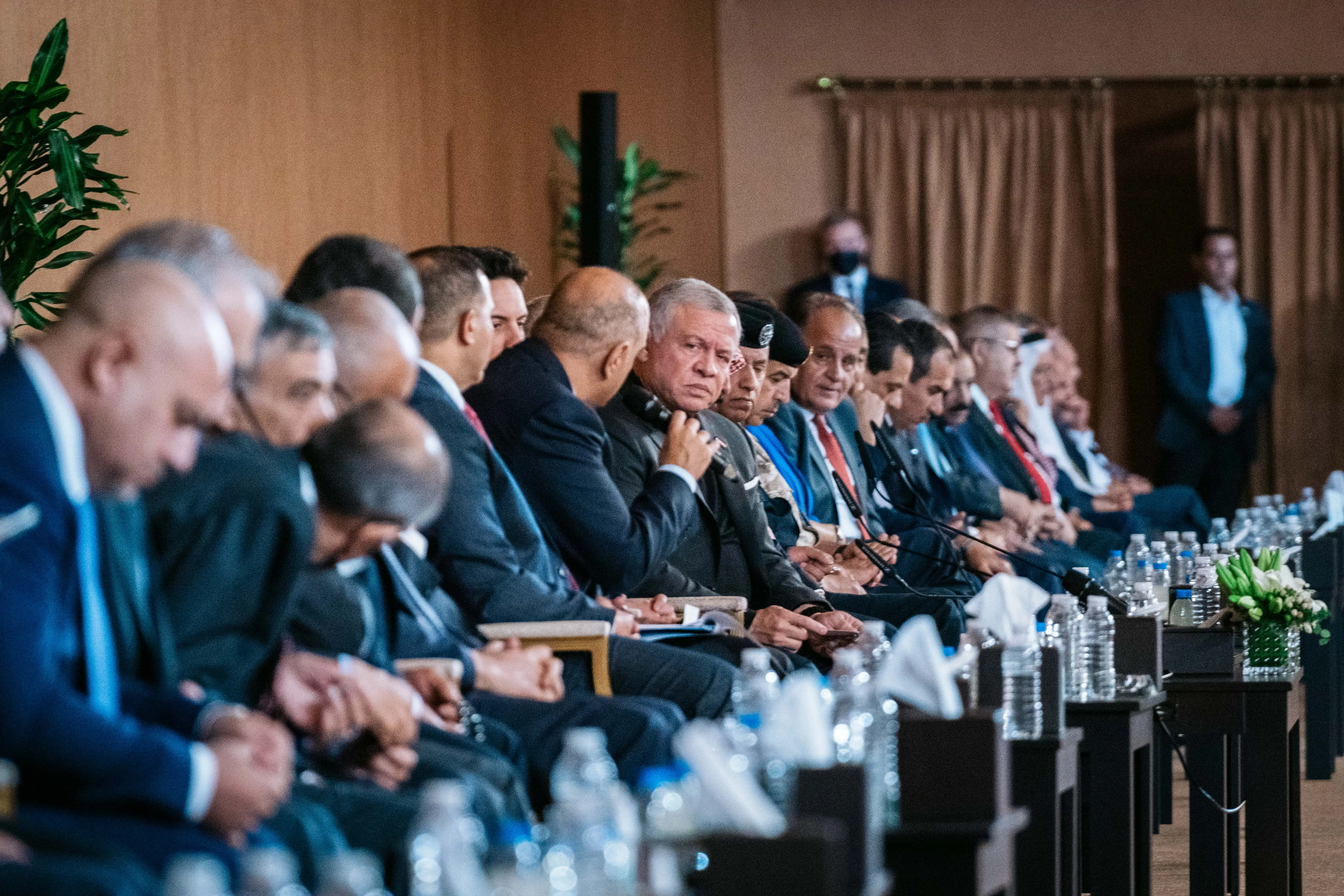 الملك: أنهينا خطط التحديث بمساراته الثلاث وننتظر من الحكومات العمل والتنفيذ