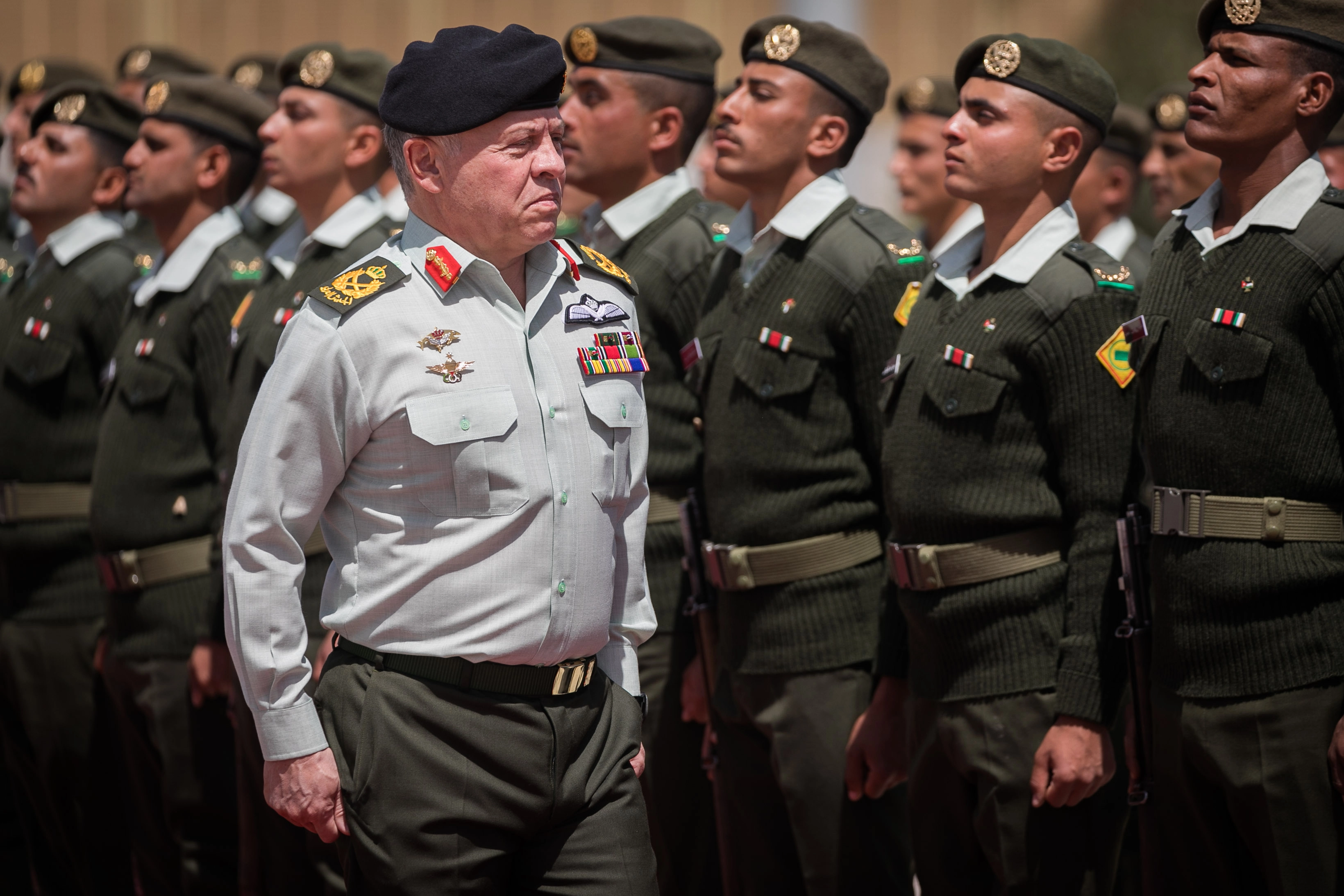 His Majesty presents King’s Colours to 2nd Al Hussein Mechanised Battalion