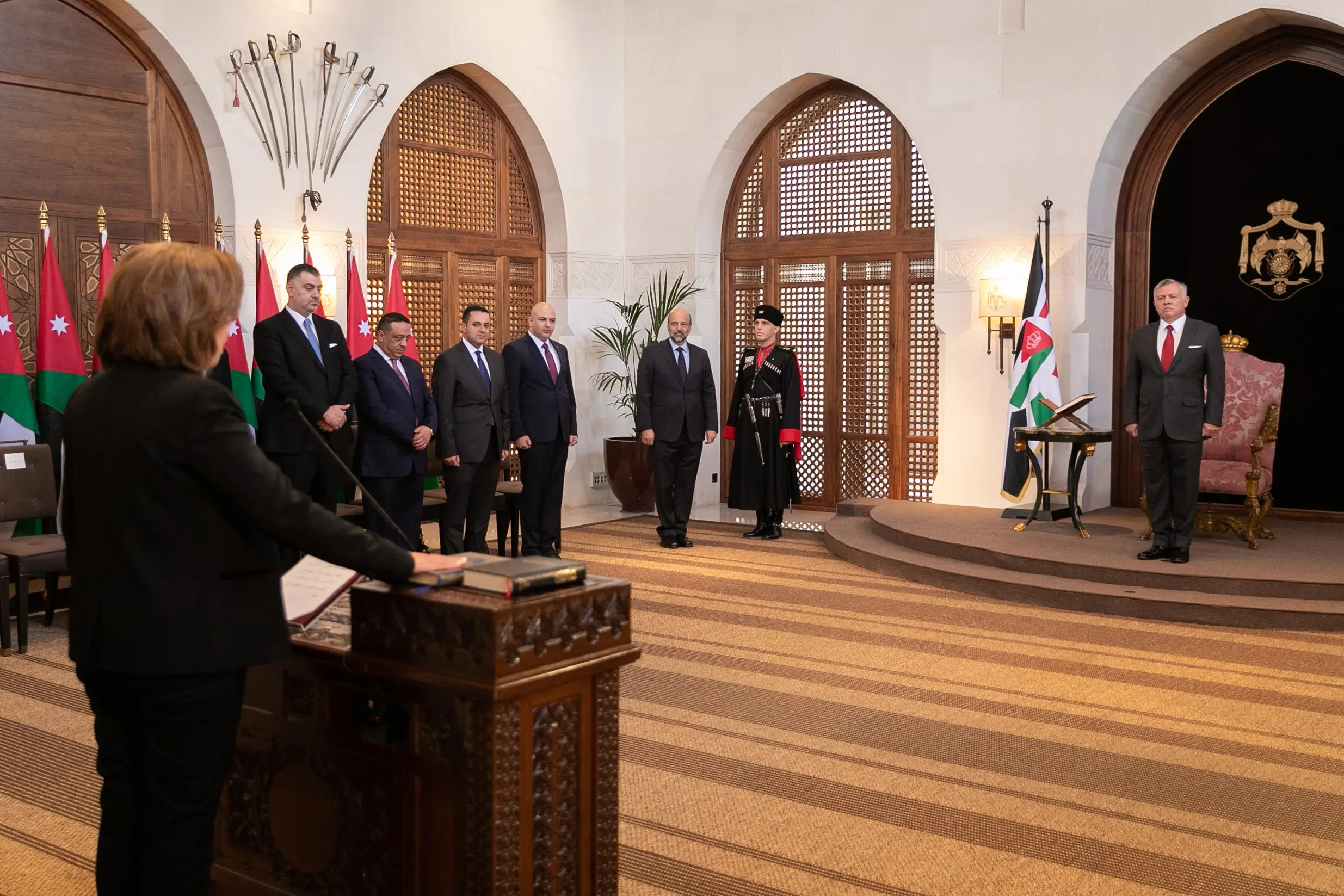 Royal Decree approves reshuffle of PM Razzaz’s Cabinet